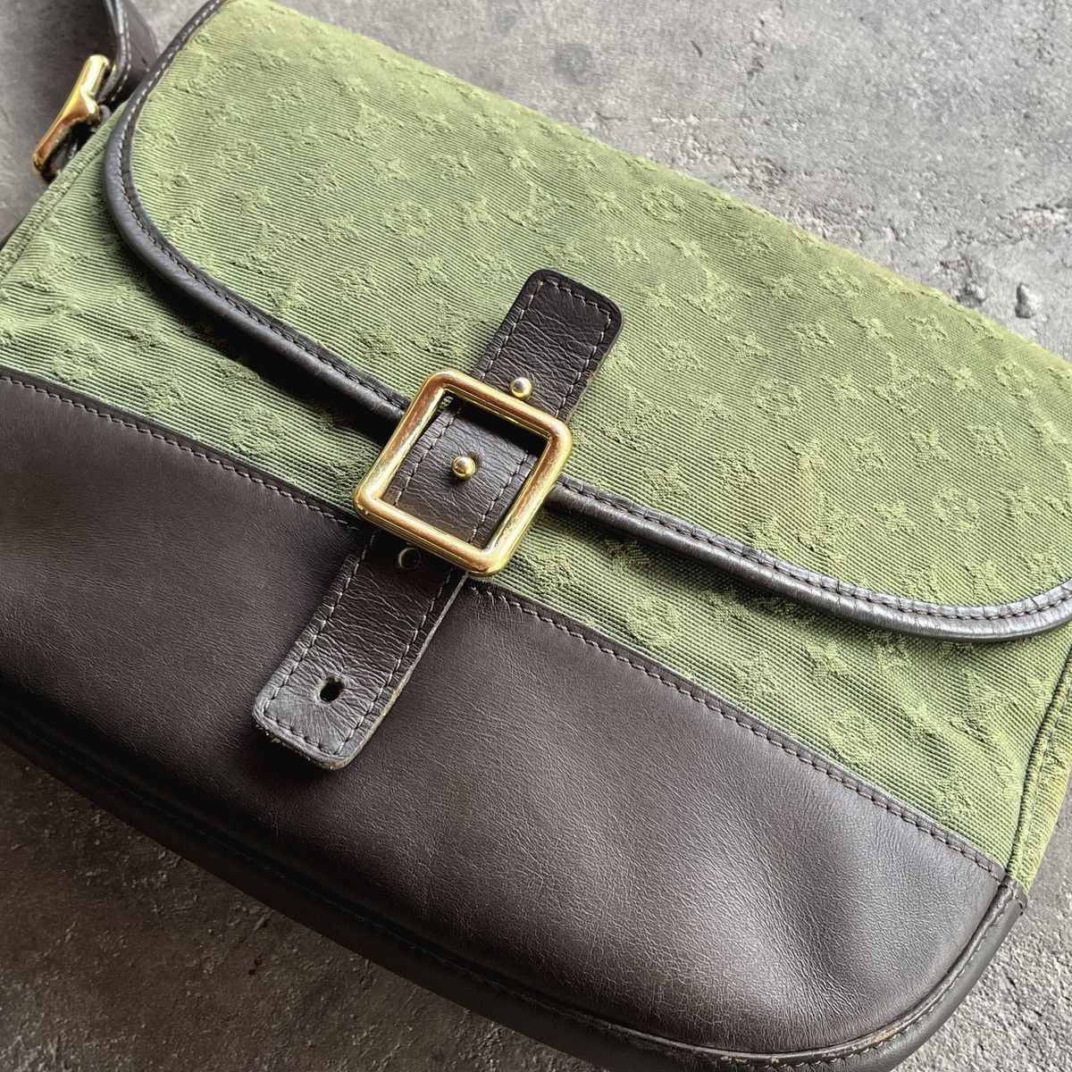 Louis Vuitton Louis Vuitton Bérangère Monogram Mini Lin Crossbody Bag Size ONE SIZE - 2 Thumbnail