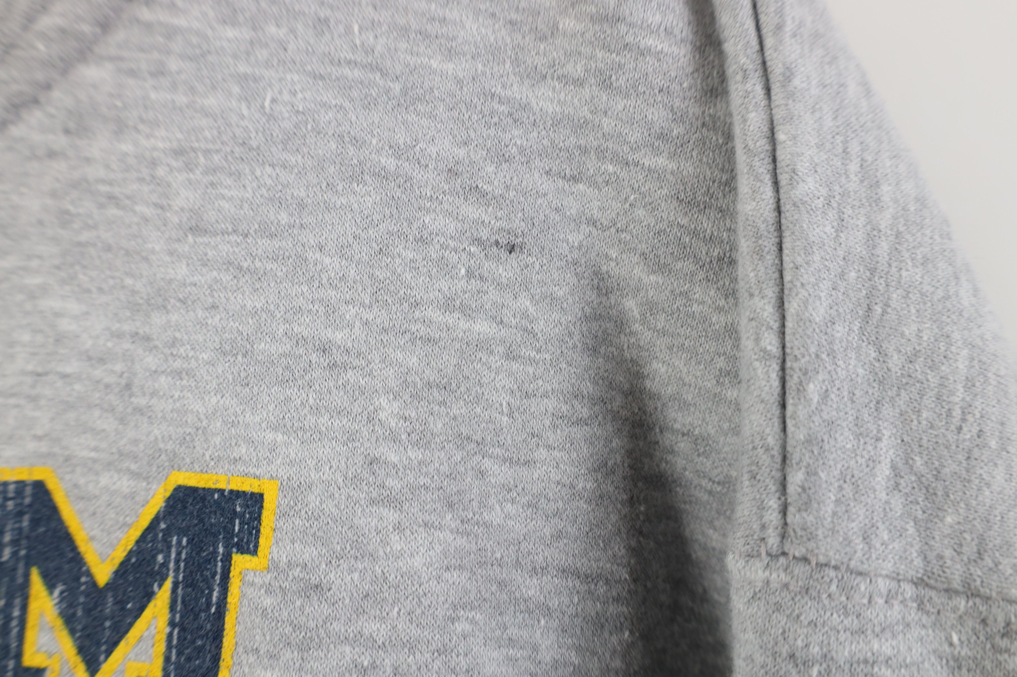 Vintage Vintage University of Michigan Quarter Half Zip Sweatshirt Size US XL / EU 56 / 4 - 5 Thumbnail