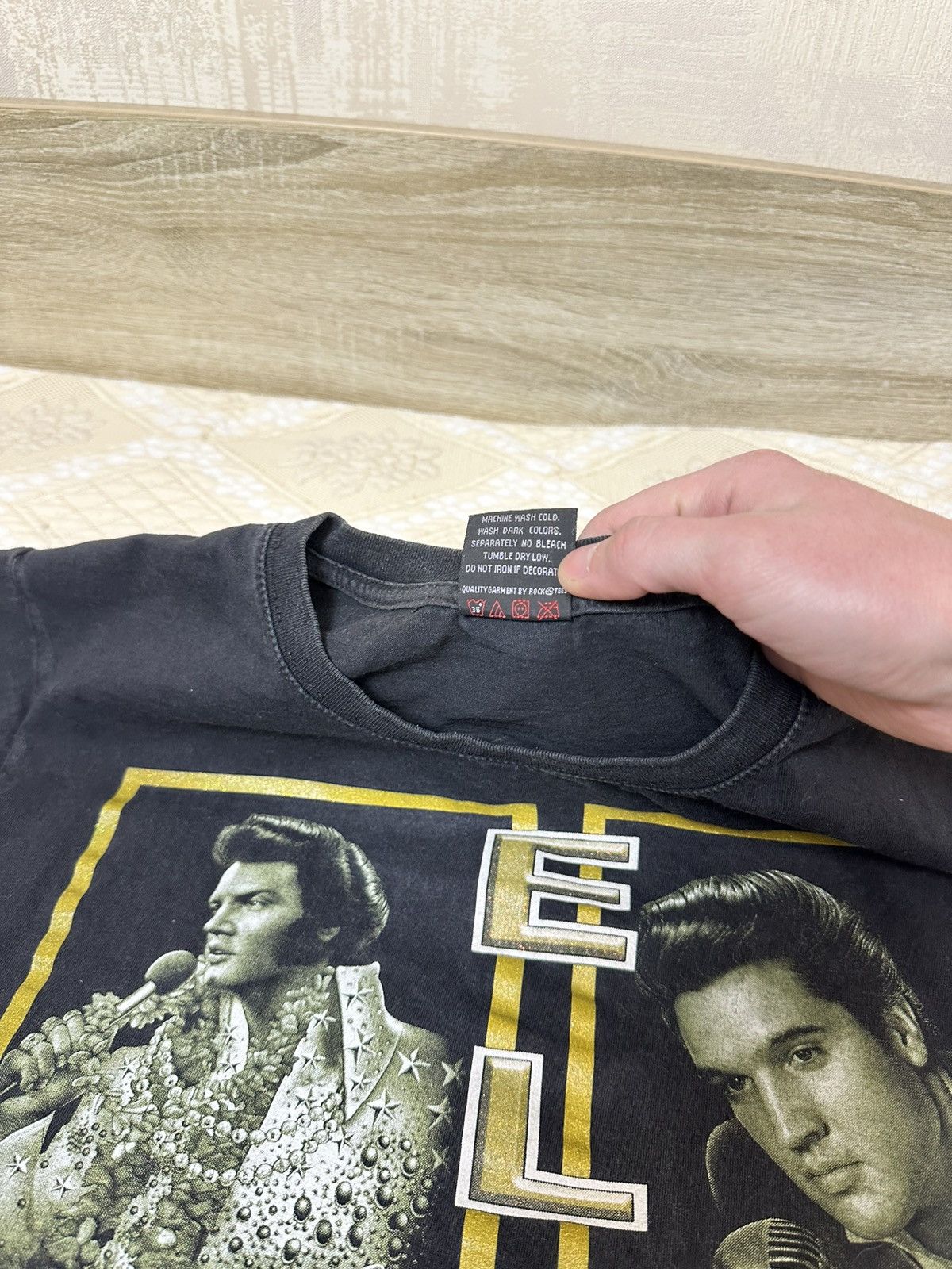 Band Tees 🔥 Elvis Presley Double Side Logo T Shirt Rock Tees Vintage Size US L / EU 52-54 / 3 - 6 Thumbnail