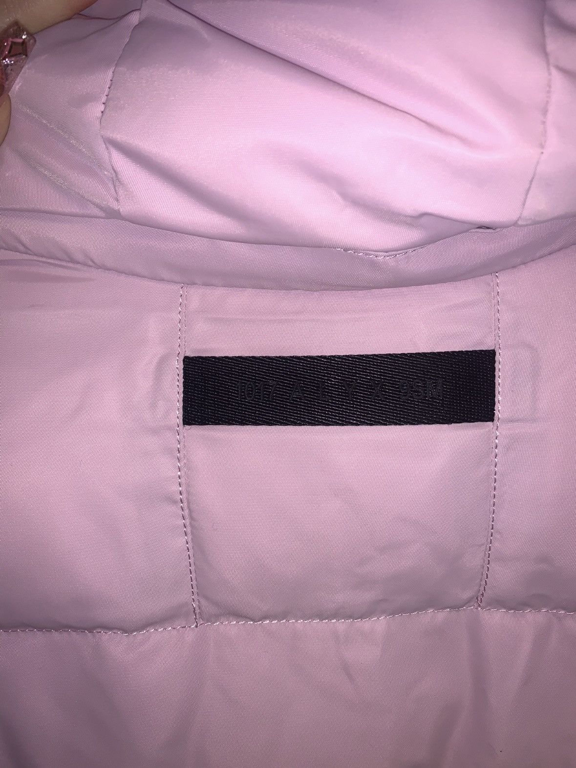 1017 ALYX 9SM 1017 Alyx 9sm pink puffer jacket Size US S / EU 44-46 / 1 - 3 Thumbnail