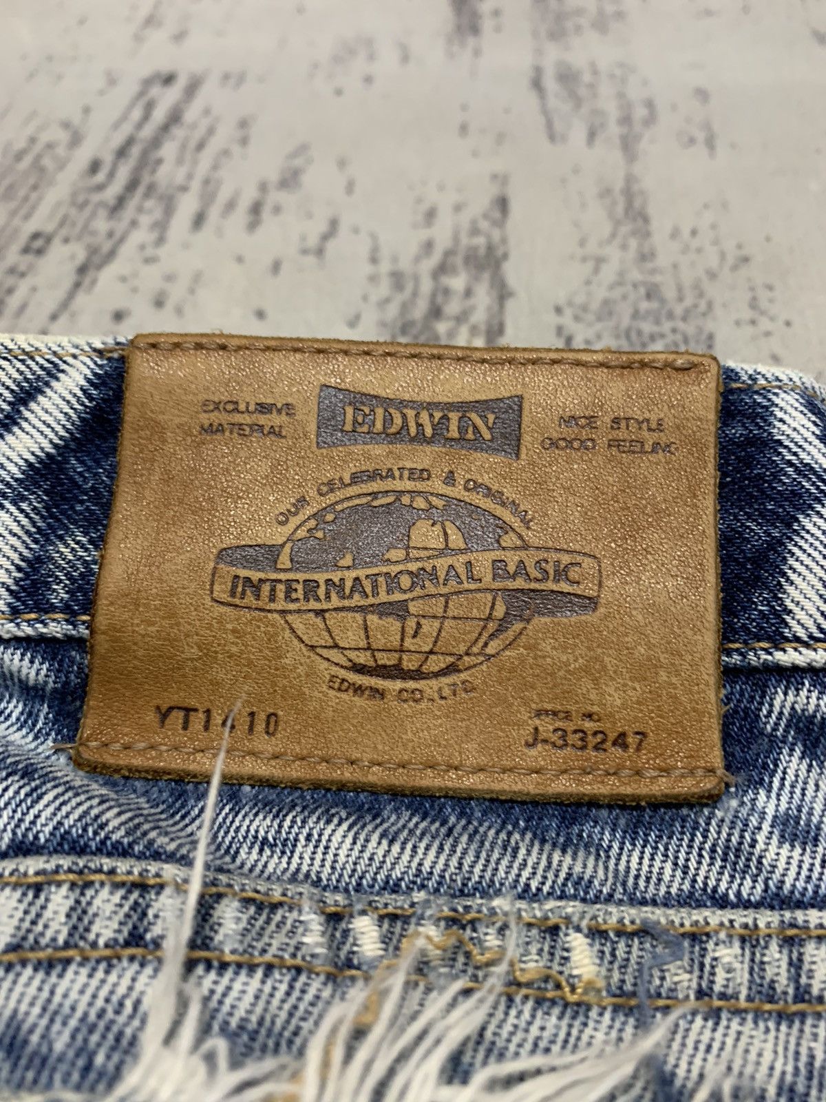 Seditionaries EDWIN BLEACHED DISTRESSED RETRO PUNK TAPERED JEANS 31x28 Size US 31 - 14 Thumbnail
