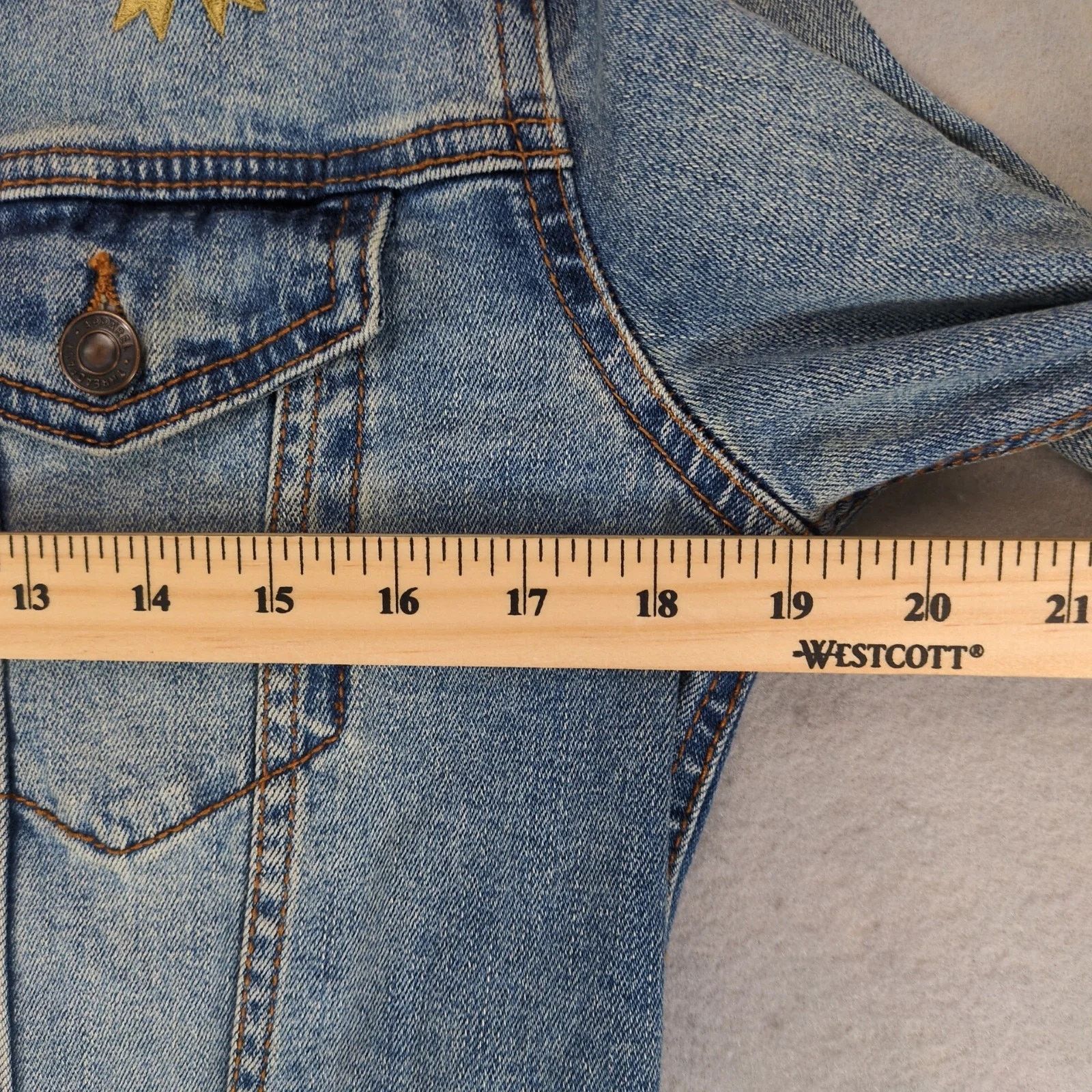 Other Jim Bean Blue Denim Trucker Jean Jacket Men's S Embroidered Size US S / EU 44-46 / 1 - 6 Thumbnail