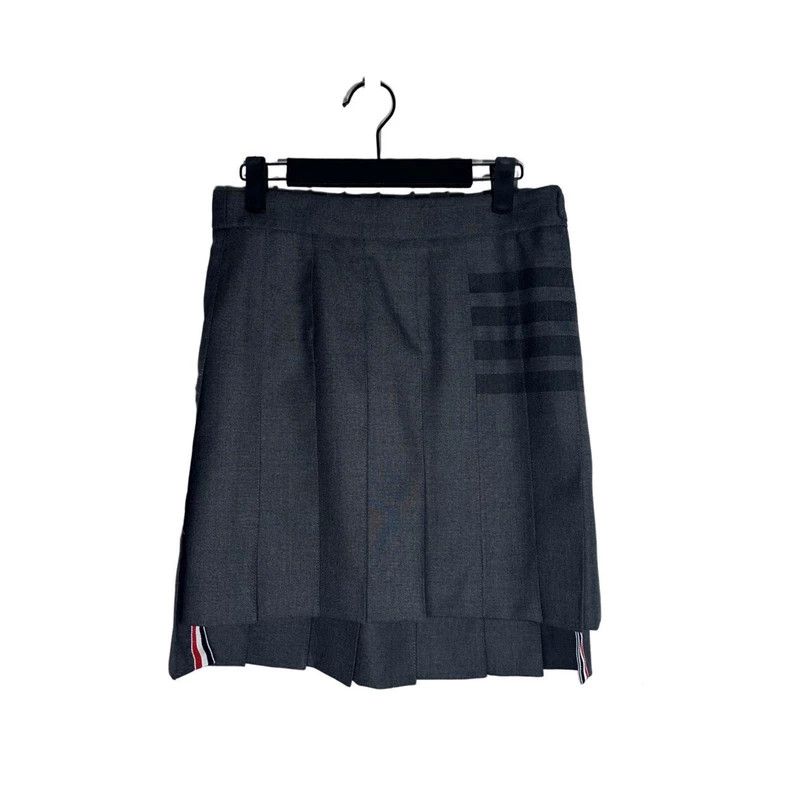 Thom Browne Thom Browne Classic grey pleated skirt Size 26" / US 2 / IT 38 - 1 Thumbnail