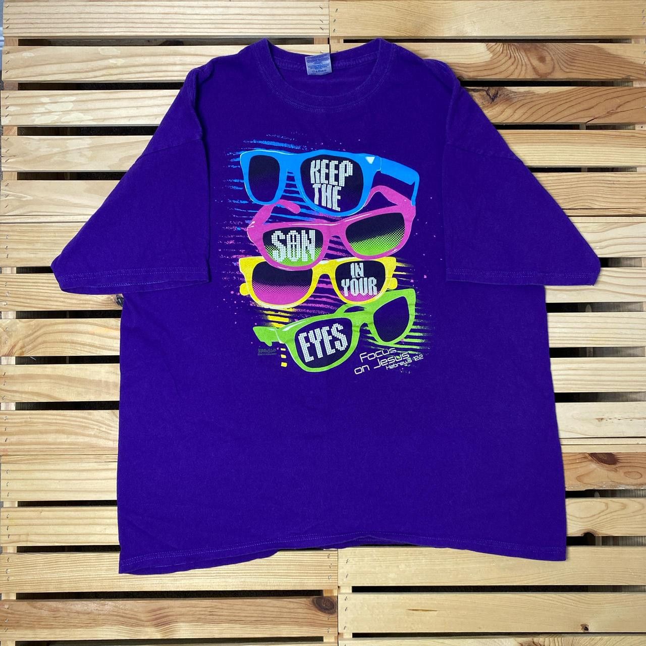 Gildan Hebrews 12:2 Purple Y2K Jesus Tee Size XL Size US XL / EU 56 / 4 - 1 Thumbnail