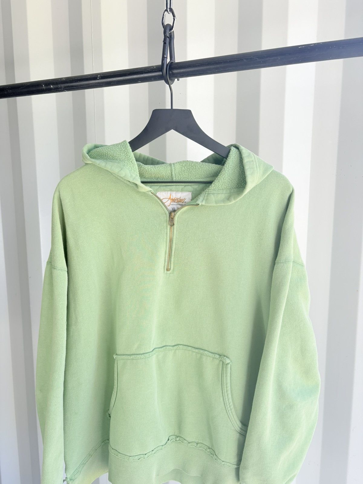 Vintage Vintage Blank Faded Sweatshirt Grunge Thrashed Size US XL / EU 56 / 4 - 4 Thumbnail