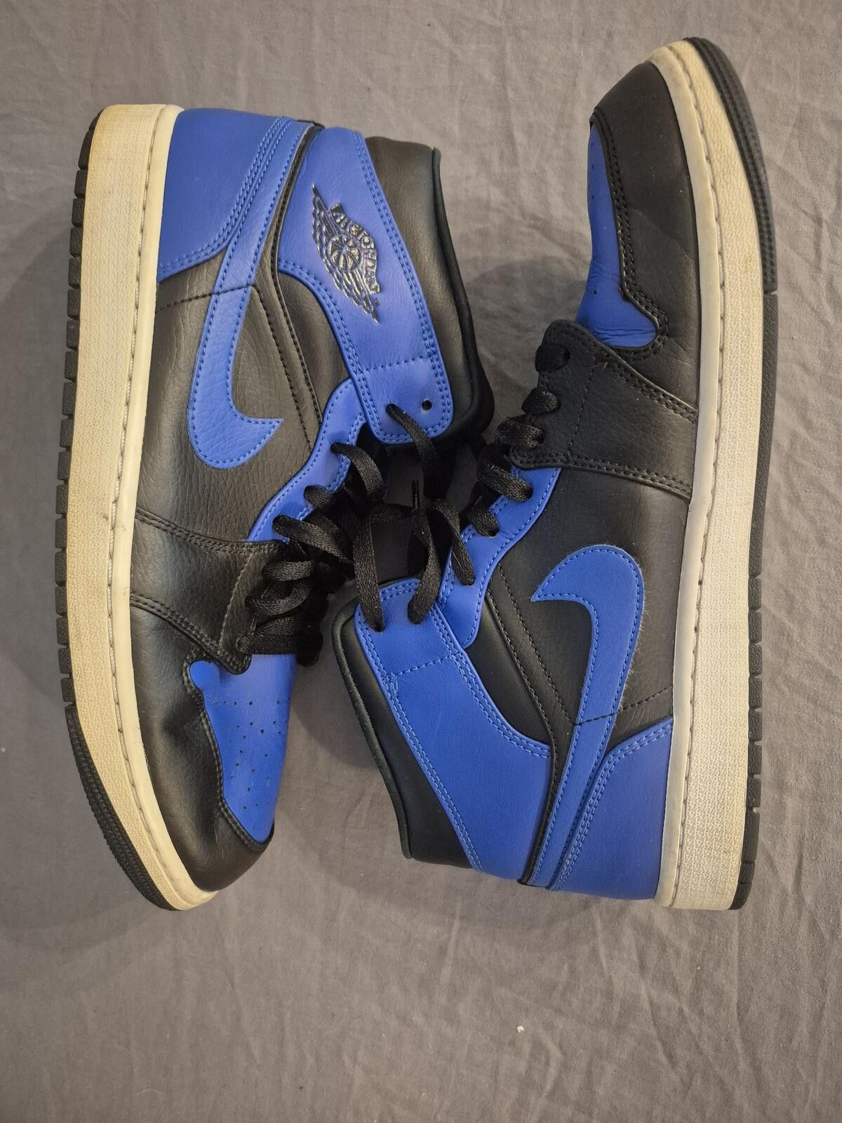 Jordan Brand Jordan 1 Mid Hyper Royal Tumbled Leather Size 10 Men Size US 10 / EU 43 - 3 Thumbnail