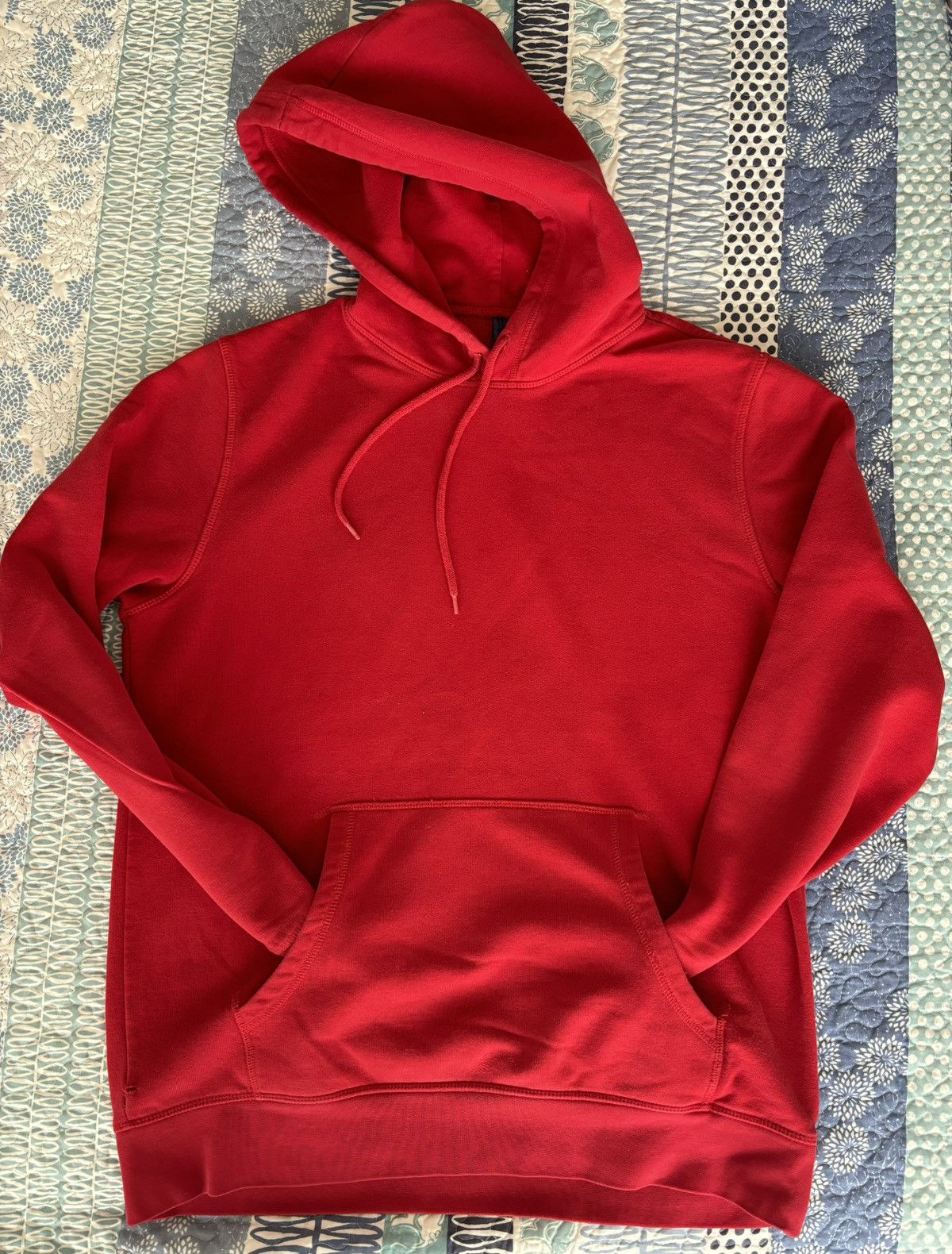 H&M H&M Red Hoodie Size US M / EU 48-50 / 2 - 1 Thumbnail