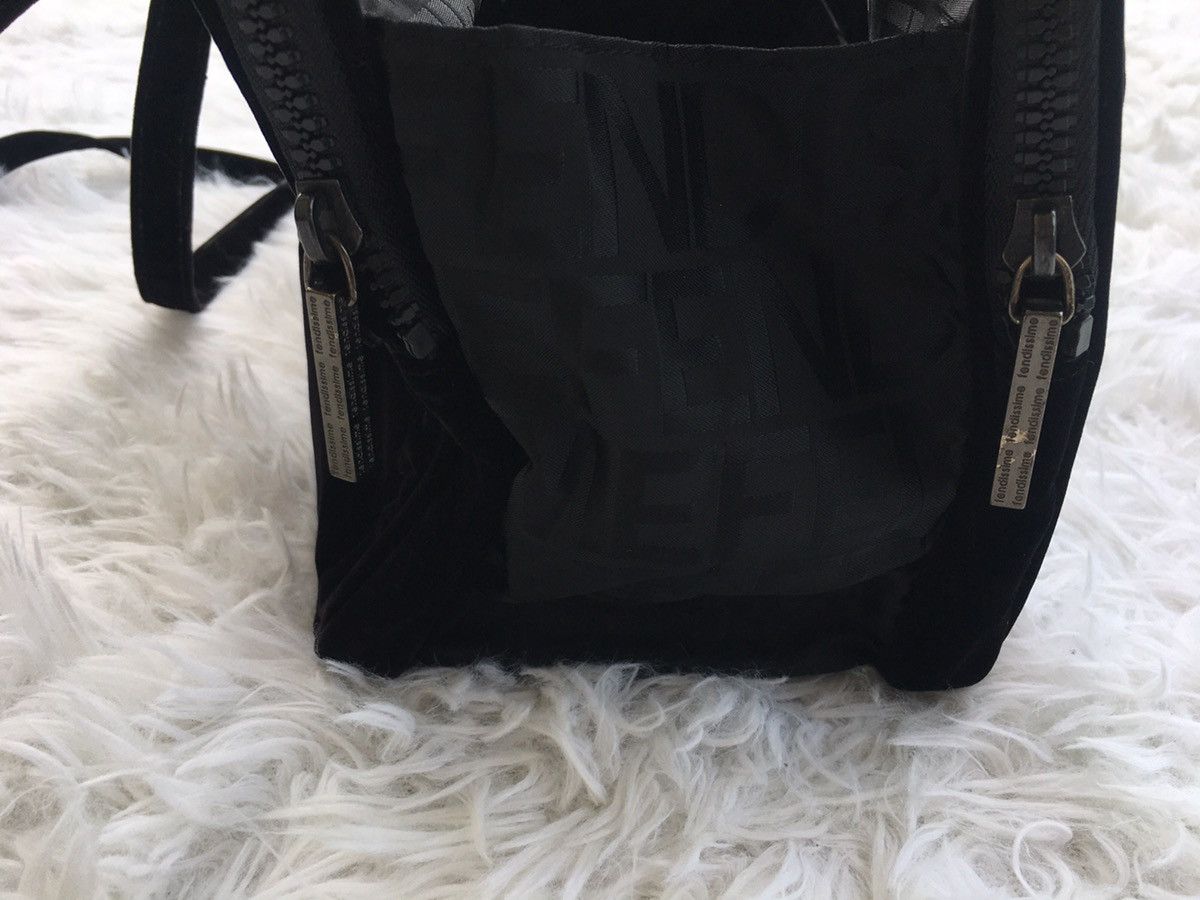 Fendi Rare Vintage Fendissme Shoulder Bag Size ONE SIZE - 10 Thumbnail