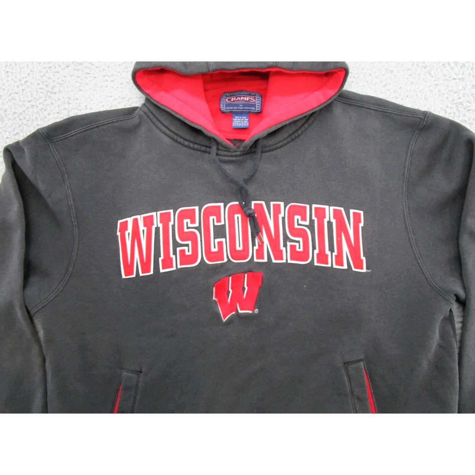 Vintage VTG Champs Wisconsin Badgers NCAA Spell Out Hoodie Sweatshirt L Black Men's Shirt Size US L / EU 52-54 / 3 - 2 Thumbnail