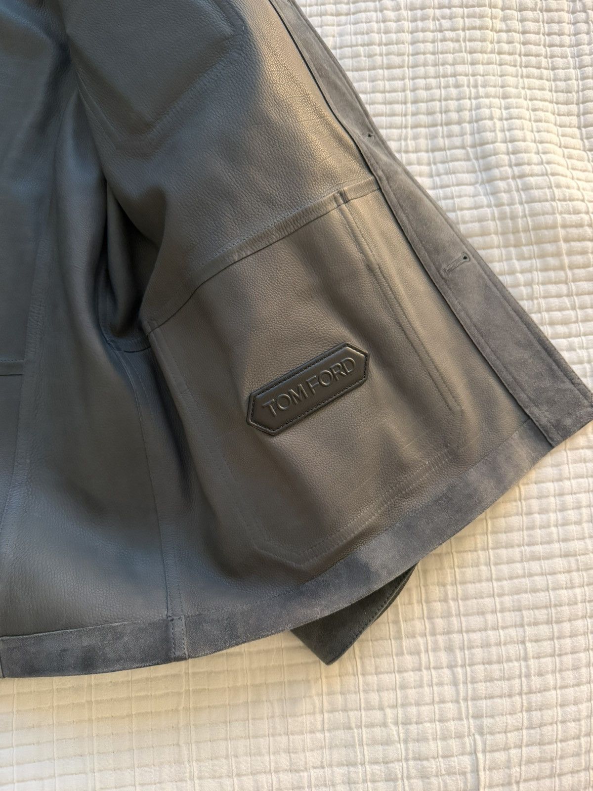 Tom Ford 8880USD Anthracite Suede Chore Jacket Size US L / EU 52-54 / 3 - 7 Thumbnail