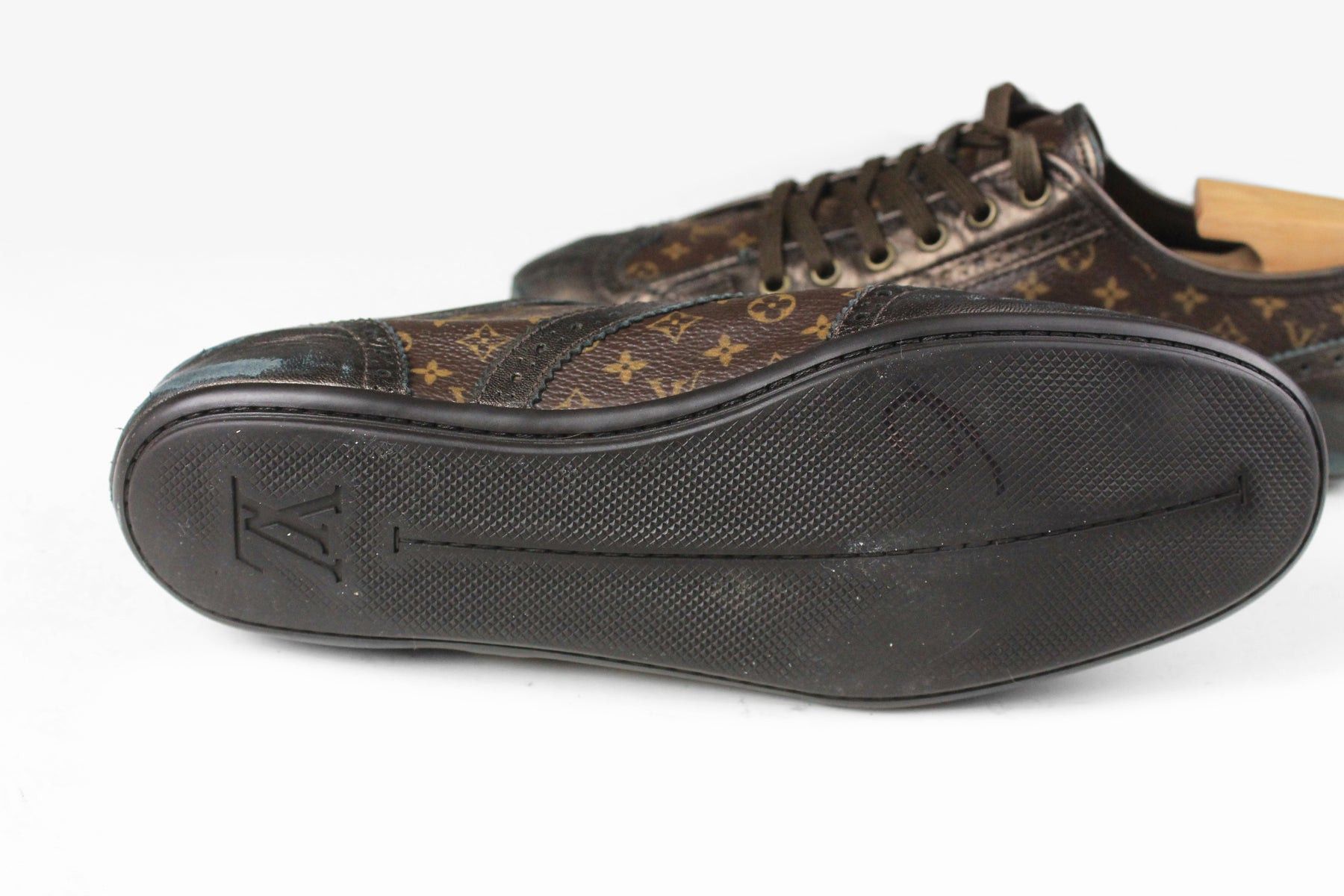 Louis Vuitton Louis Vuitton Sneakers Women's US 7 Size US 7 / IT 37 - 6 Thumbnail