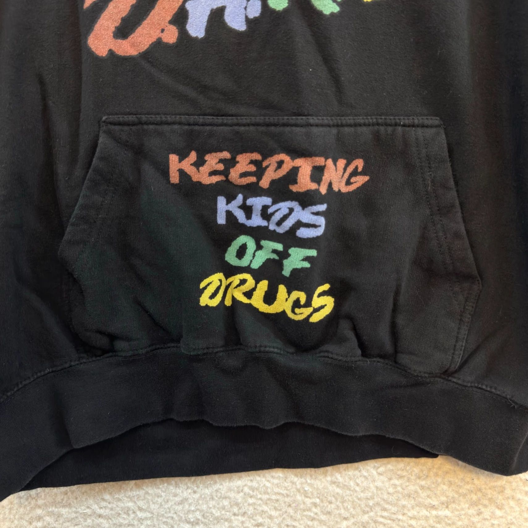 Vintage DARE Hoodie Sweatshirt Medium Black Graphic Drugs Promo Merch Sweater Jacket Mens M Black Graphic D.A.R.E. Pullover 90s? Size US M / EU 48-50 / 2 - 4 Thumbnail