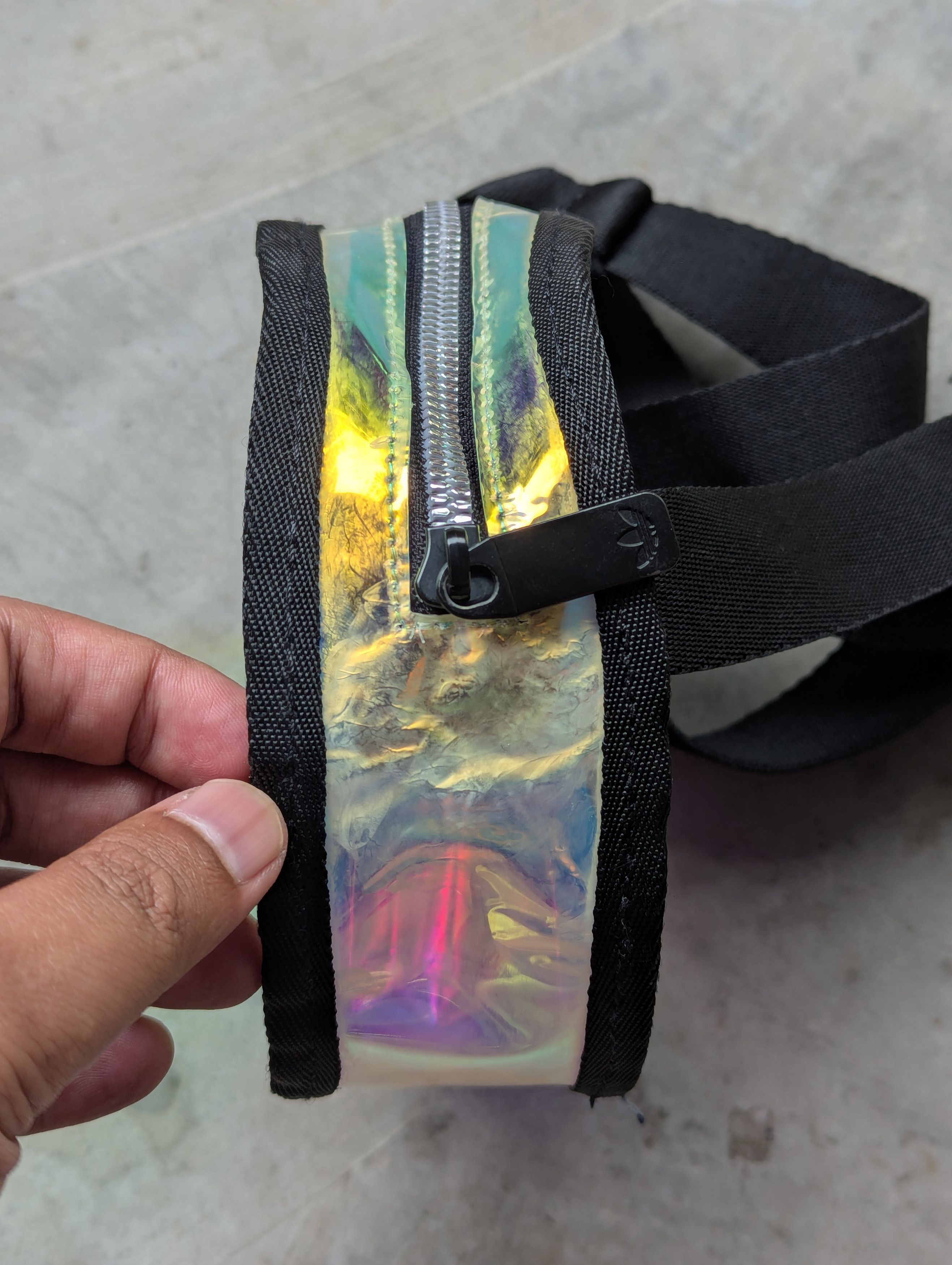 Adidas Adidas Iridescent Aurora 2in1 Body Bag/Waist Pouch Bag Size ONE SIZE - 7 Thumbnail