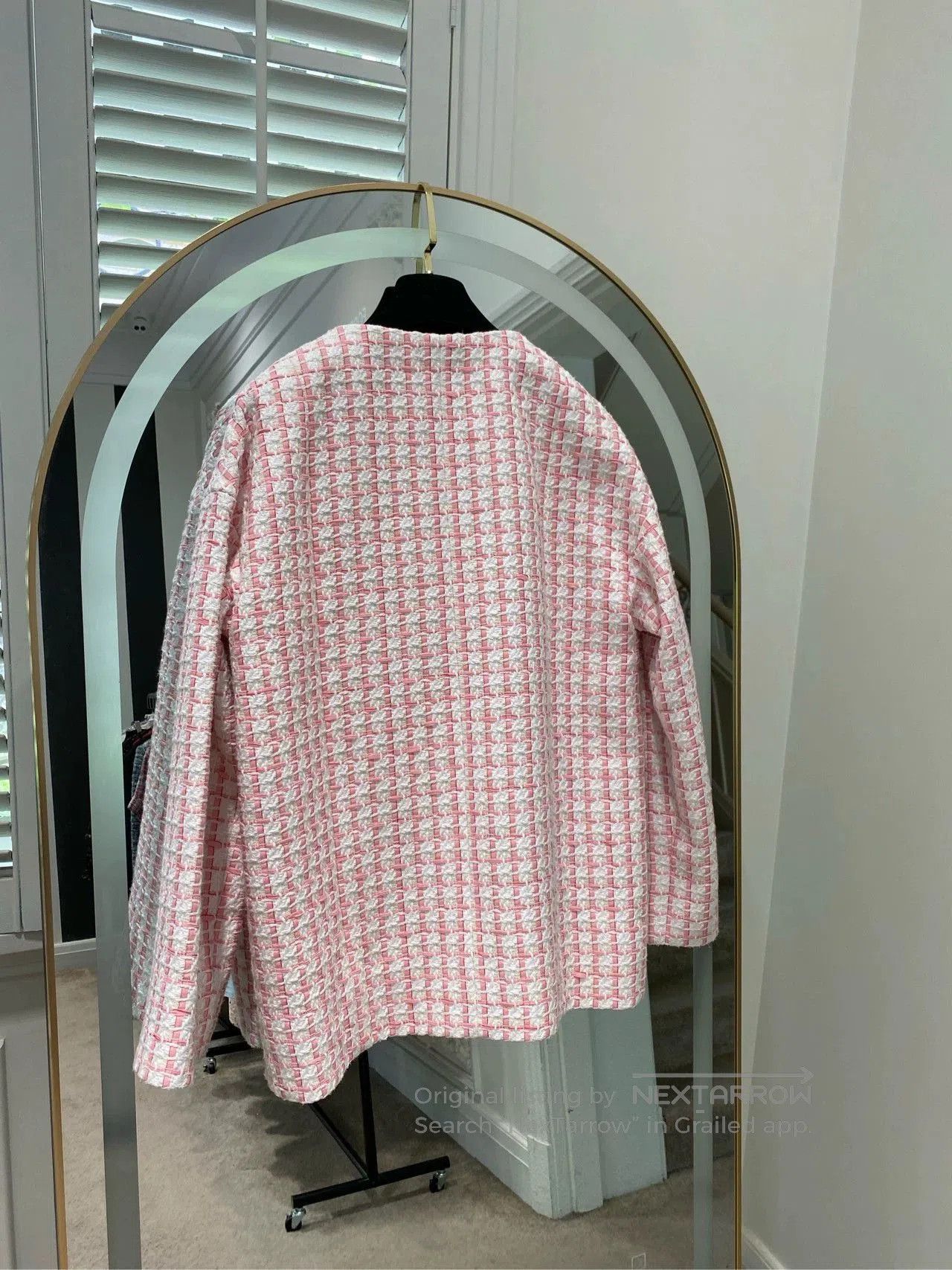 Chanel Chanel 2022 Pink Oversized Jacket FR38. Size US S / EU 44-46 / 1 - 2 Thumbnail