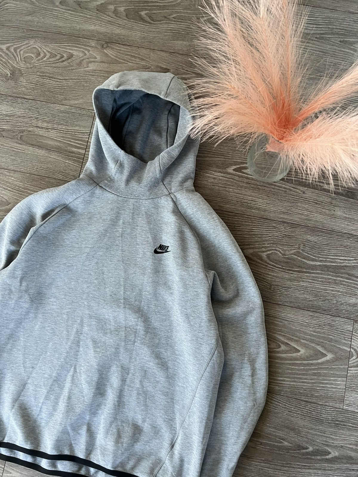 Nike ‼️Nike Tech Fleece Rare Grey Hoodie‼️ Size US L / EU 52-54 / 3 - 4 Thumbnail