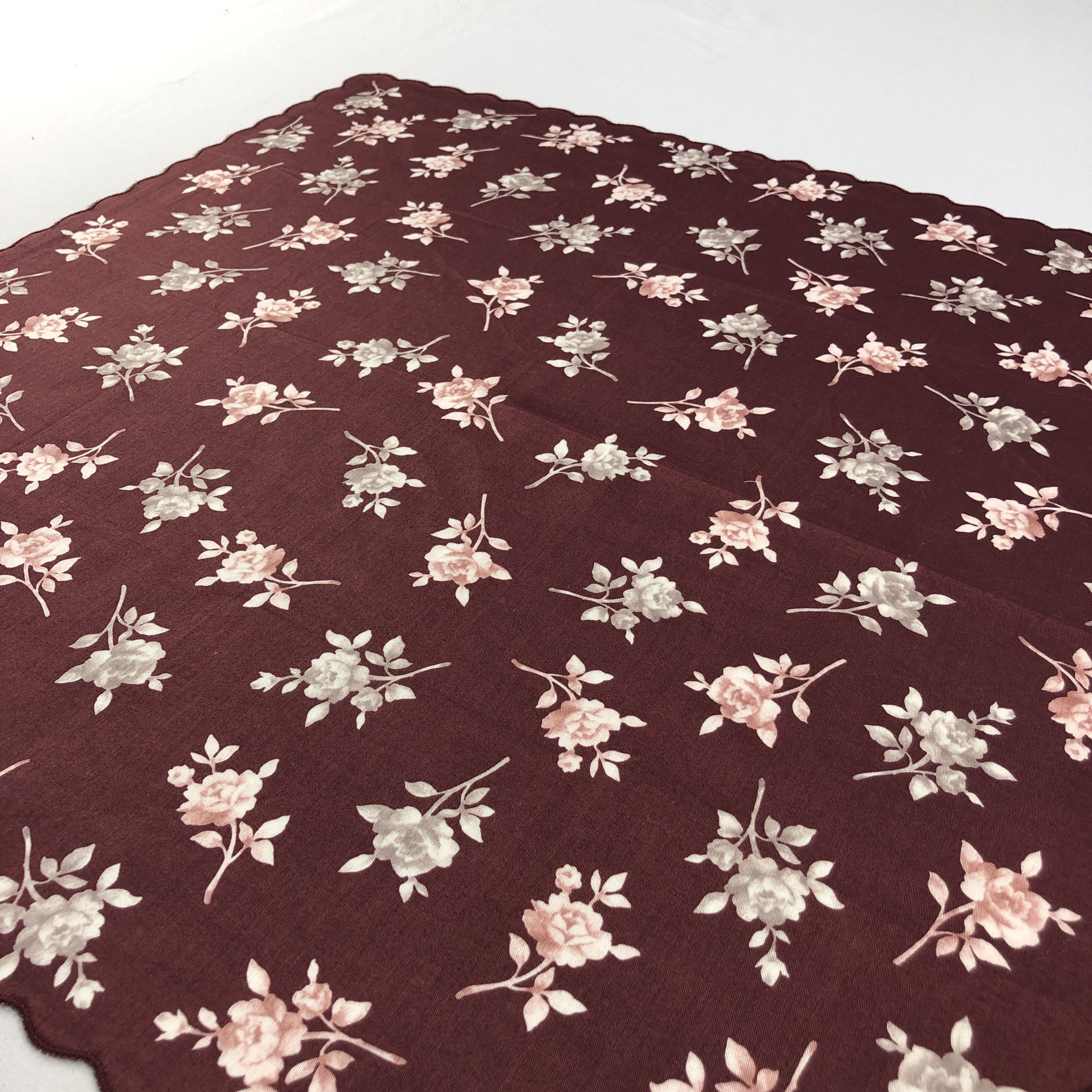 Givenchy Givenchy Handkerchief Neckerchief Bandana H3055 Size ONE SIZE - 2 Thumbnail