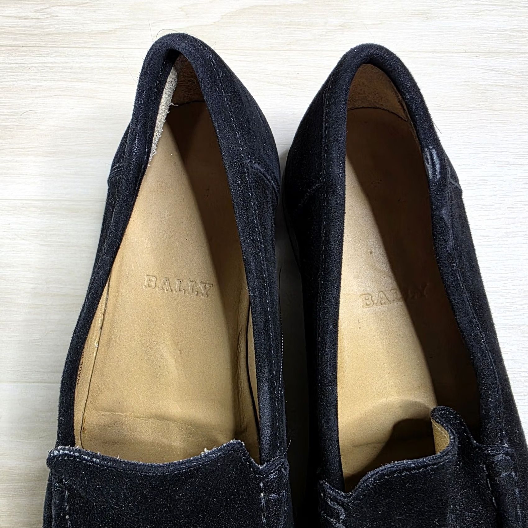 Bally Bally Black Suede Slip On Loafers Women's 5.5 Loafer Slip On Suede Flat E Size 5.5 Black Bally Women's Shoes Size US 6 / IT 36 - 5 Thumbnail