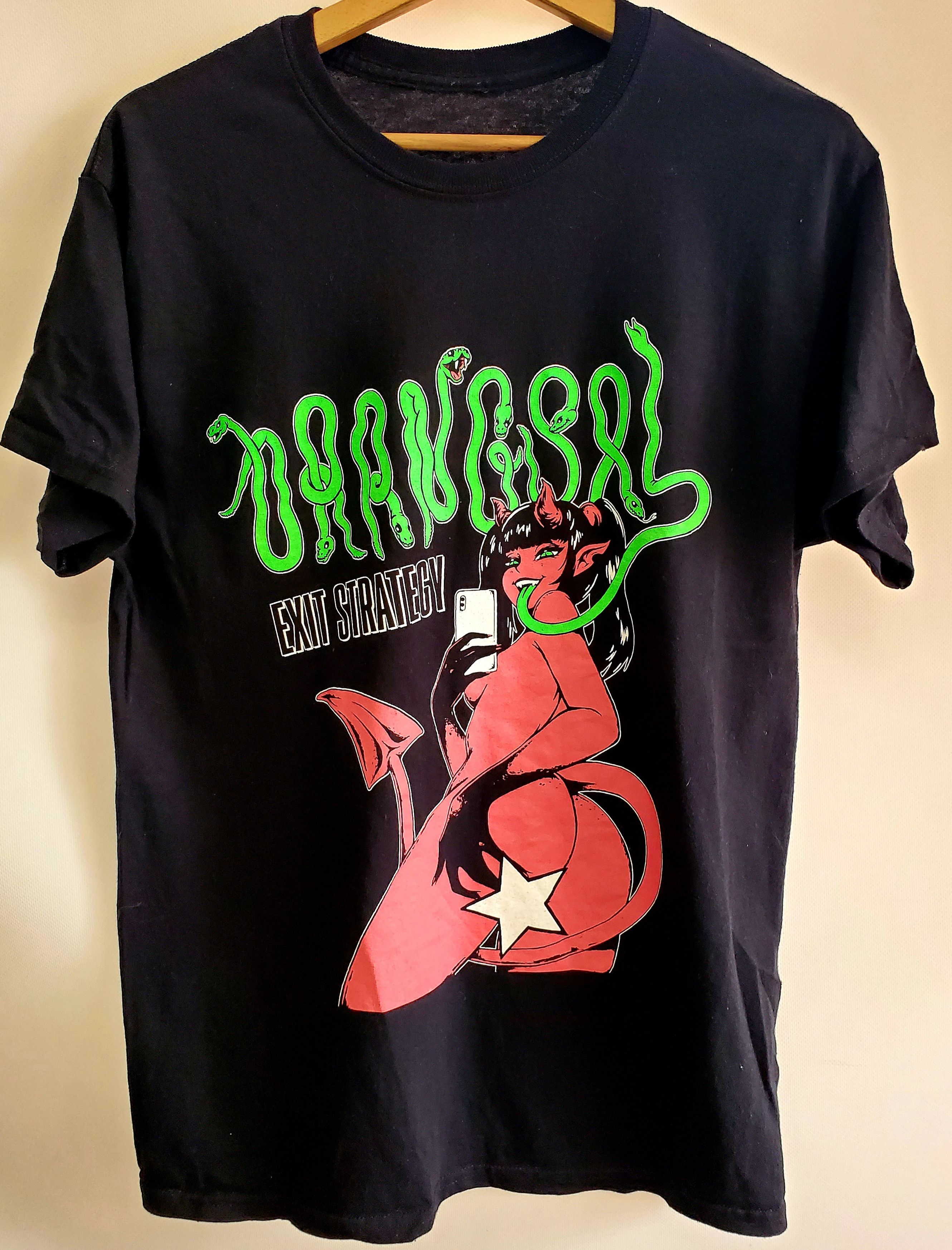Hot Model Sex Vintage The bracelet exit strategy Shirt size M Size US M / EU 48-50 / 2 - 1 Thumbnail