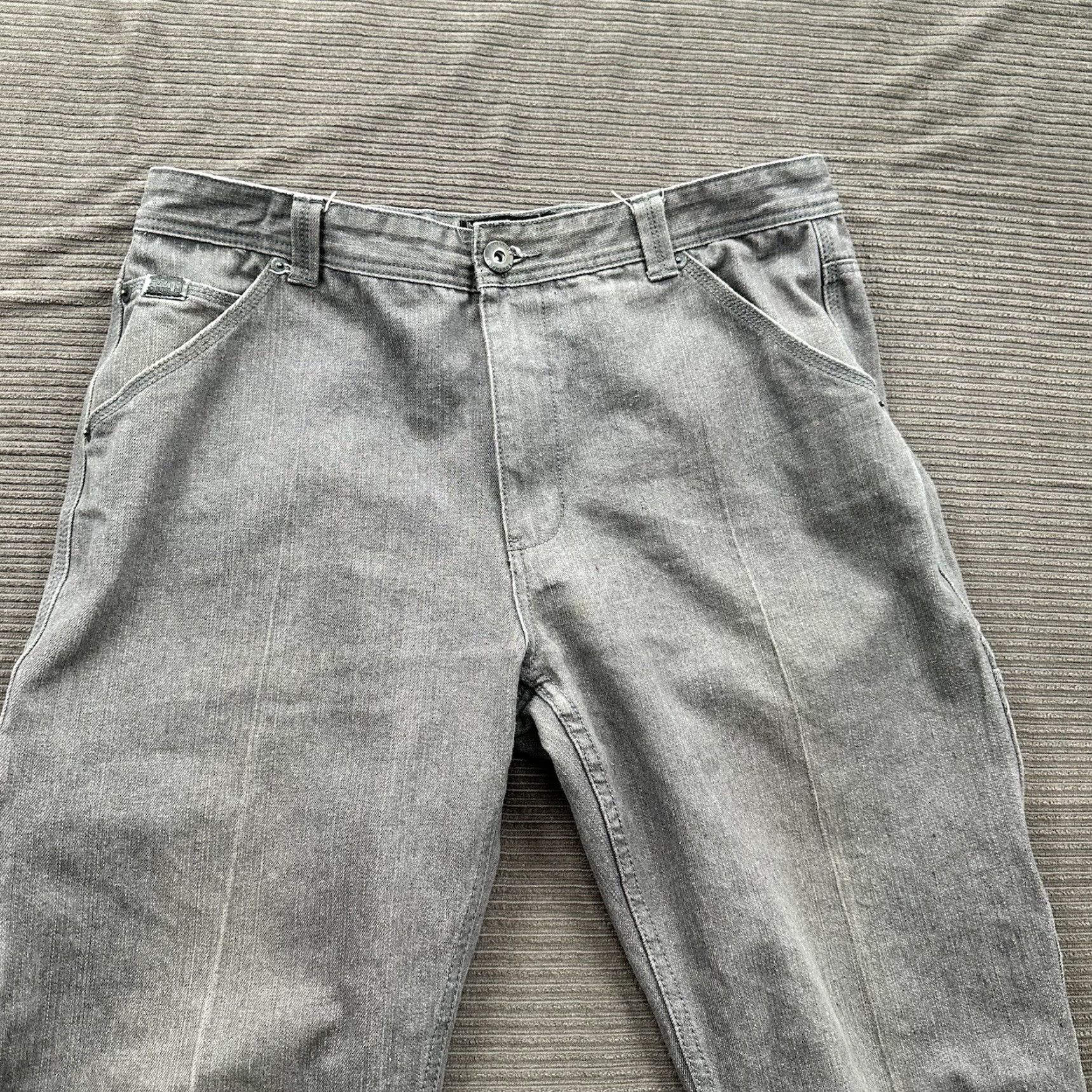 Southpole Southpole Jeans Men 40/32 Gray Cotton Denim Straight 90s Relaxed Zip Button Cargo Pocket Inseam 32 Regular Size Type Jeans Mens Size US 40 / EU 56 - 7 Thumbnail