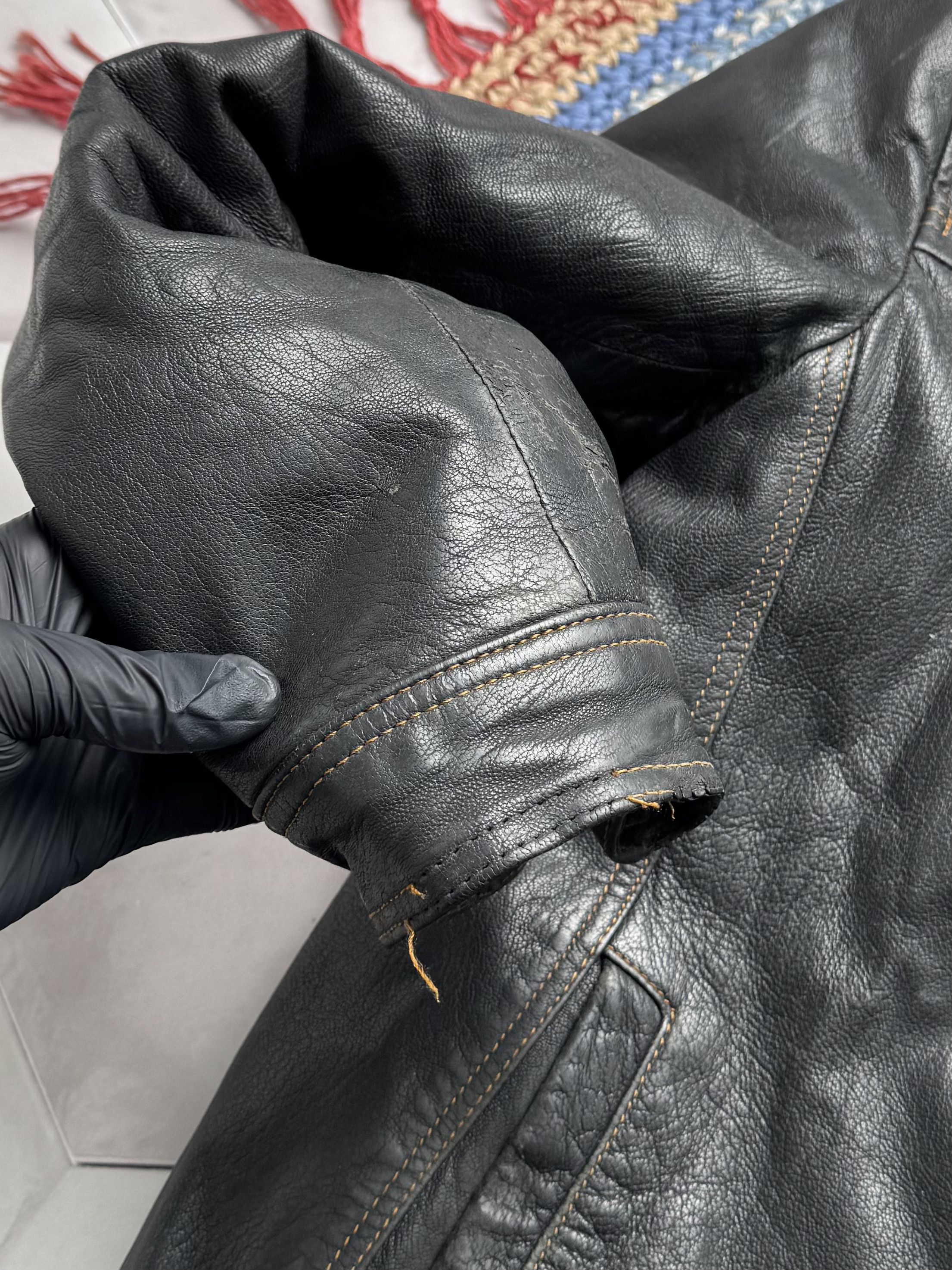Vintage Vintage Leather Bomber Thrashed Jacket Size US XL / EU 56 / 4 - 2 Thumbnail