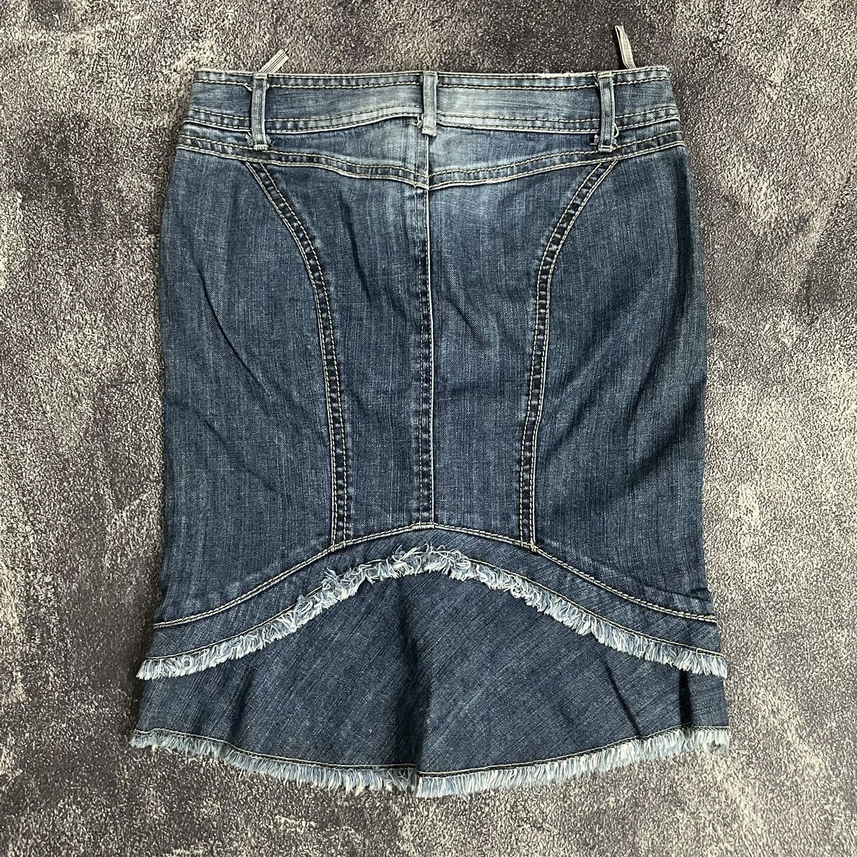 Burberry × If Six Was Nine × Vintage Vintage burberry denim skirt Size 30" / US 8 / IT 44 - 2 Thumbnail