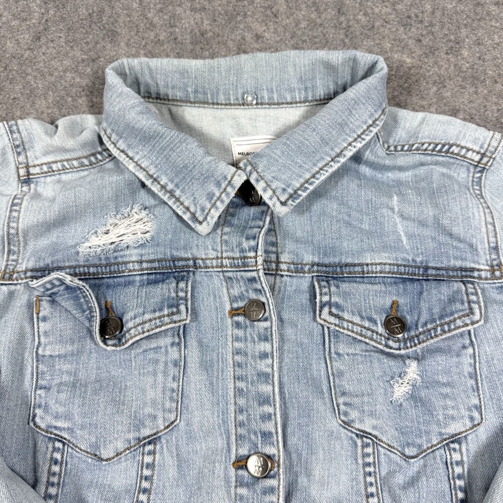 Market Melrose & Market Denim Jacket Woman S Blue Vintage Distressed Lightweight Casual Shirt Size Small Light Blue Size S / US 4 / IT 40 - 3 Thumbnail