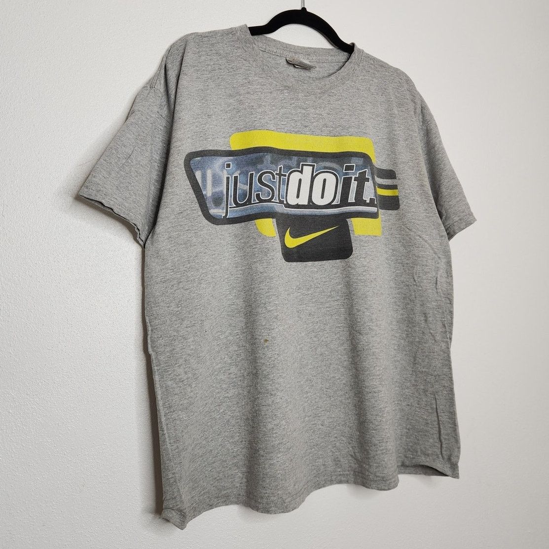 Nike Vintage Nike Just Do It White Tag Large Gray 90s Sports Size US L / EU 52-54 / 3 - 2 Thumbnail