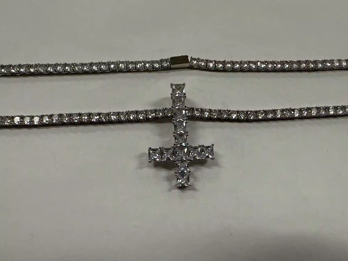 Jewelry 55 Cm Upside-down cross , shut 'em up necklace Size ONE SIZE - 4 Thumbnail