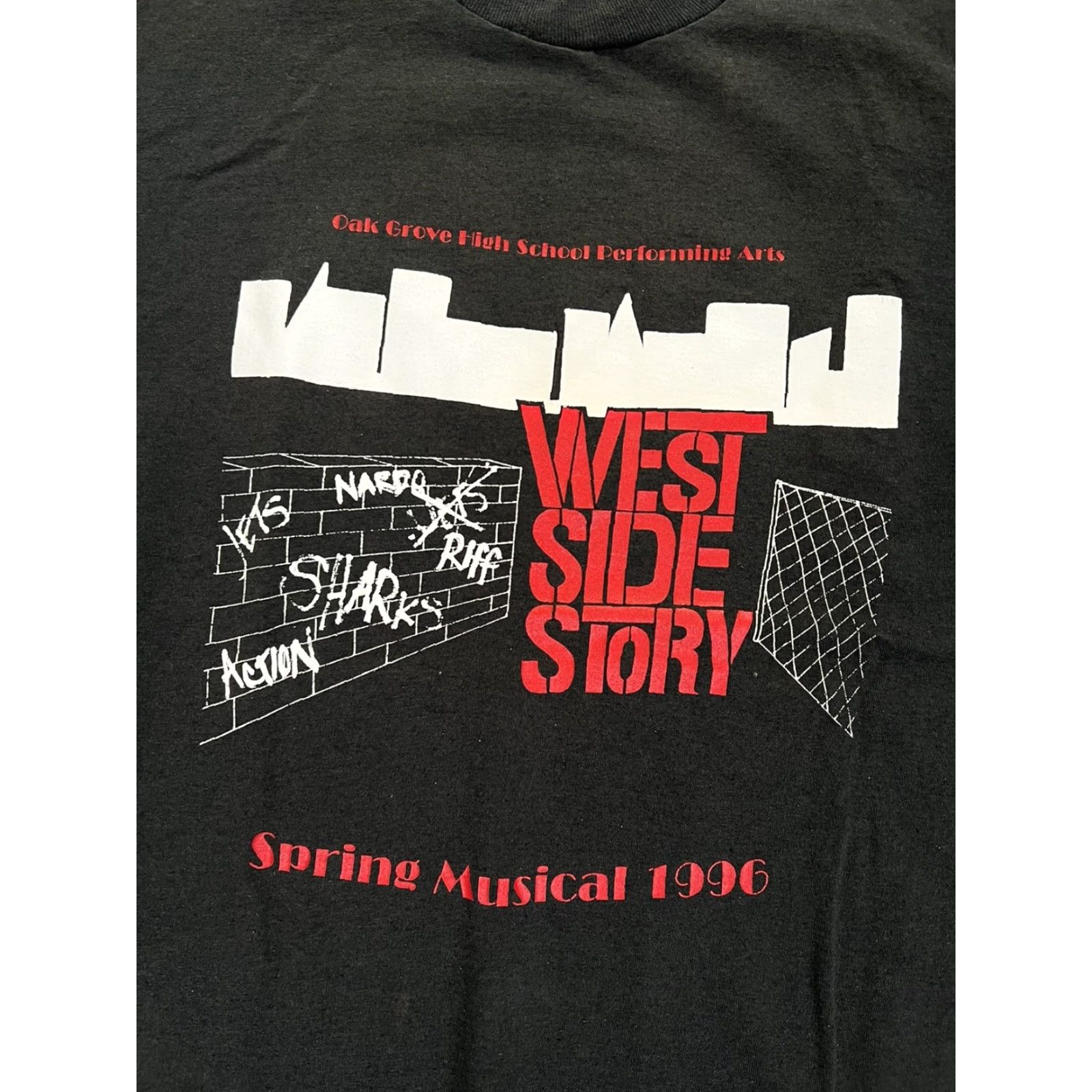Fruit Of The Loom VINTAGE West Side Story Musical T-Shirt XL Black Men Short Sleeve 90s Theater 1996 Oak Grove High School Size US XL / EU 56 / 4 - 2 Thumbnail