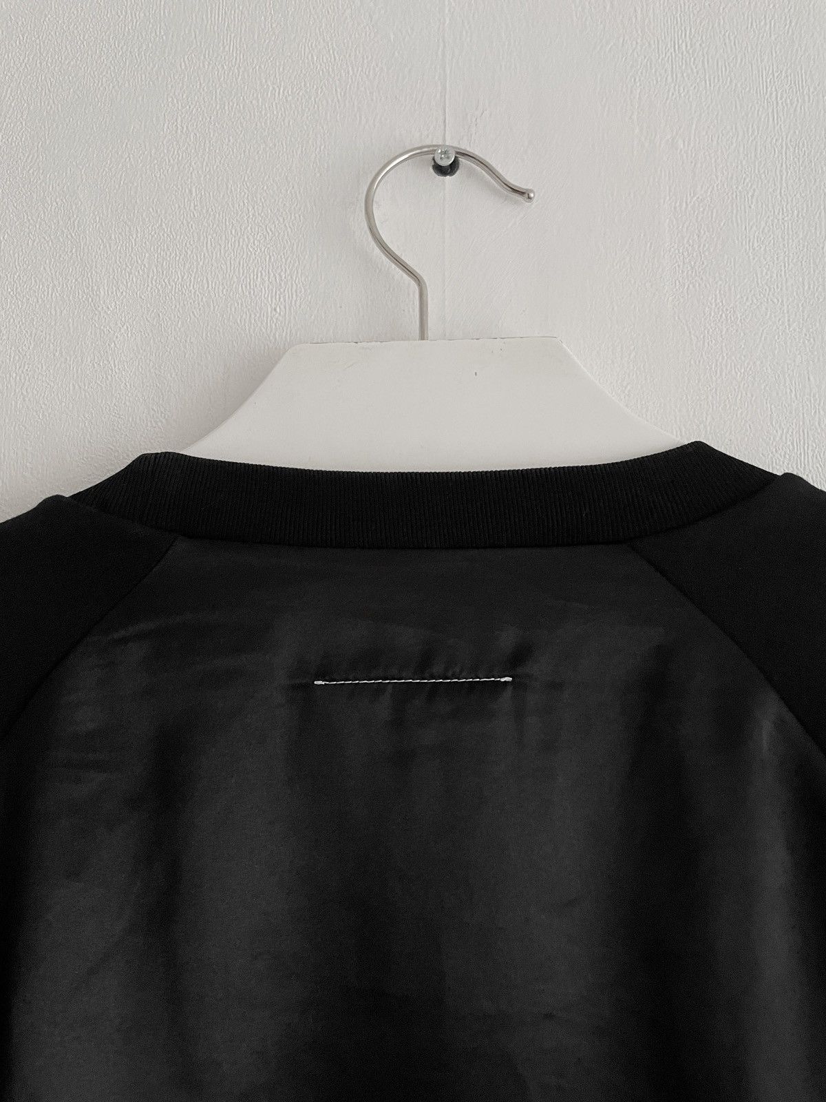 Maison Margiela Maison Margiela MM6 Black Bow Back Sweatshirt Size L / US 10 / IT 46 - 6 Thumbnail