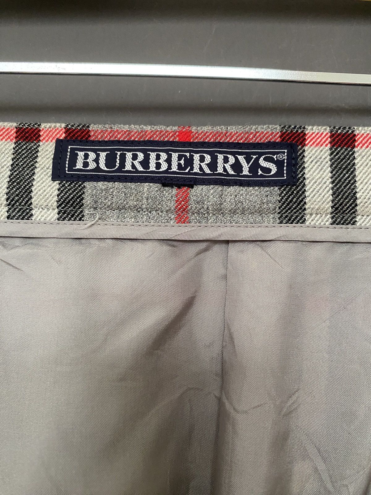 Burberry × Vintage Vintage Brand Burberry Nova check Skirt 1990s Size 32" / US 10 / IT 46 - 5 Thumbnail