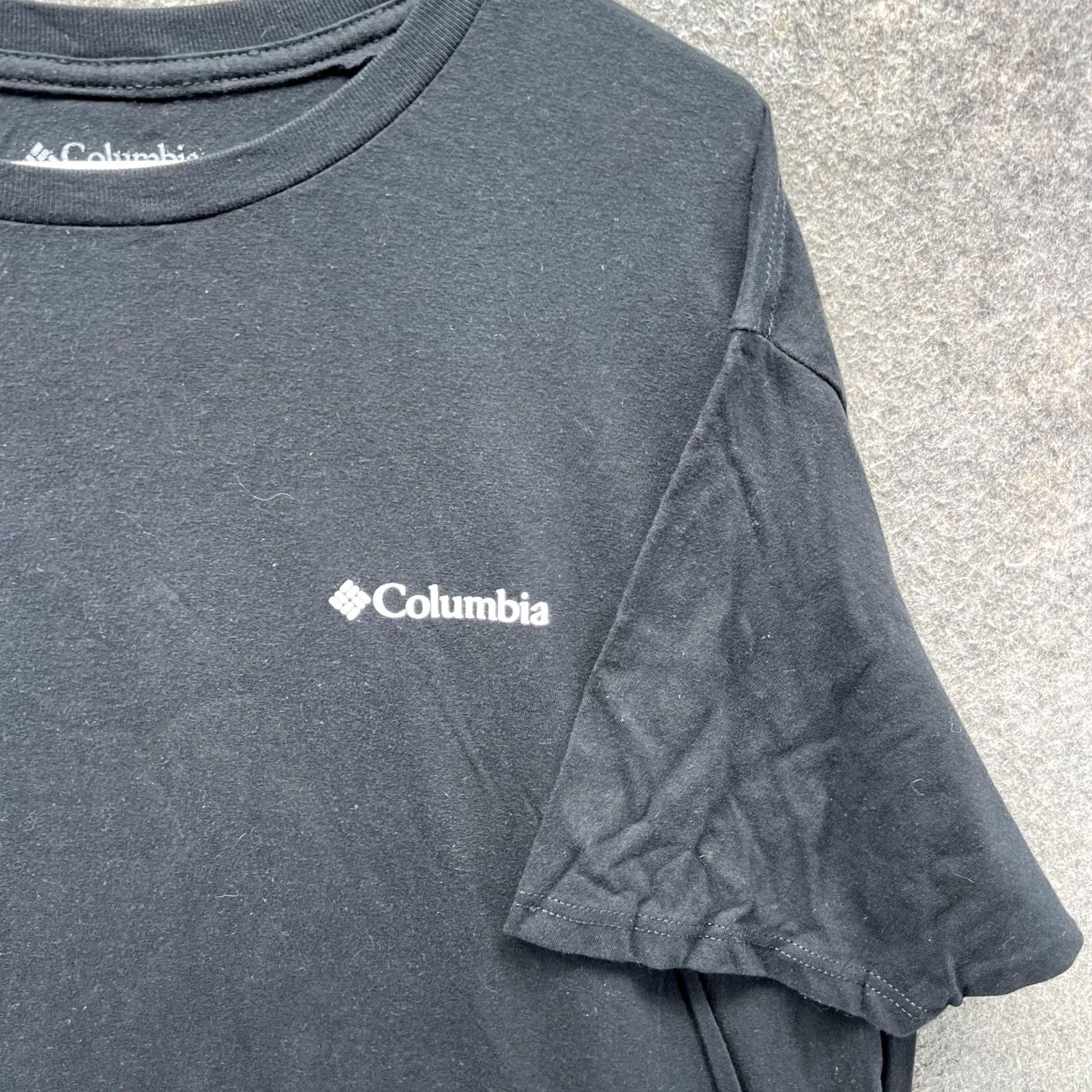Rainbow Columbia Shirt Mens XL Black Mountain Rainbow Back Graphic Tee Outdoor Nature Crew Neck Short Sleeve Size US XL / EU 56 / 4 - 5 Thumbnail