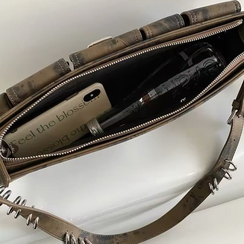 Japanese Brand Women Half-moon Leather Hasp Shoulder Crossbody Bag Size ONE SIZE - 9 Thumbnail
