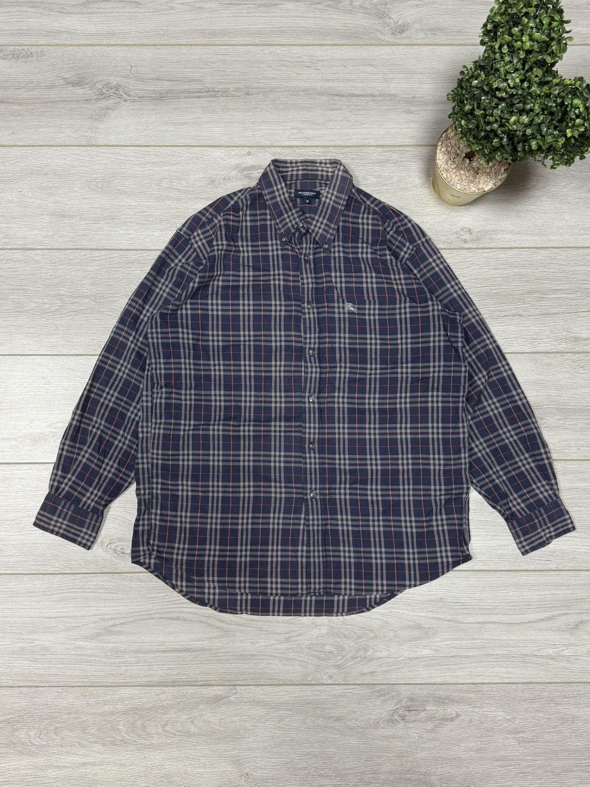 Burberry Burberry vintage dark blue nova check shirt buttons Size US M / EU 48-50 / 2 - 1 Thumbnail