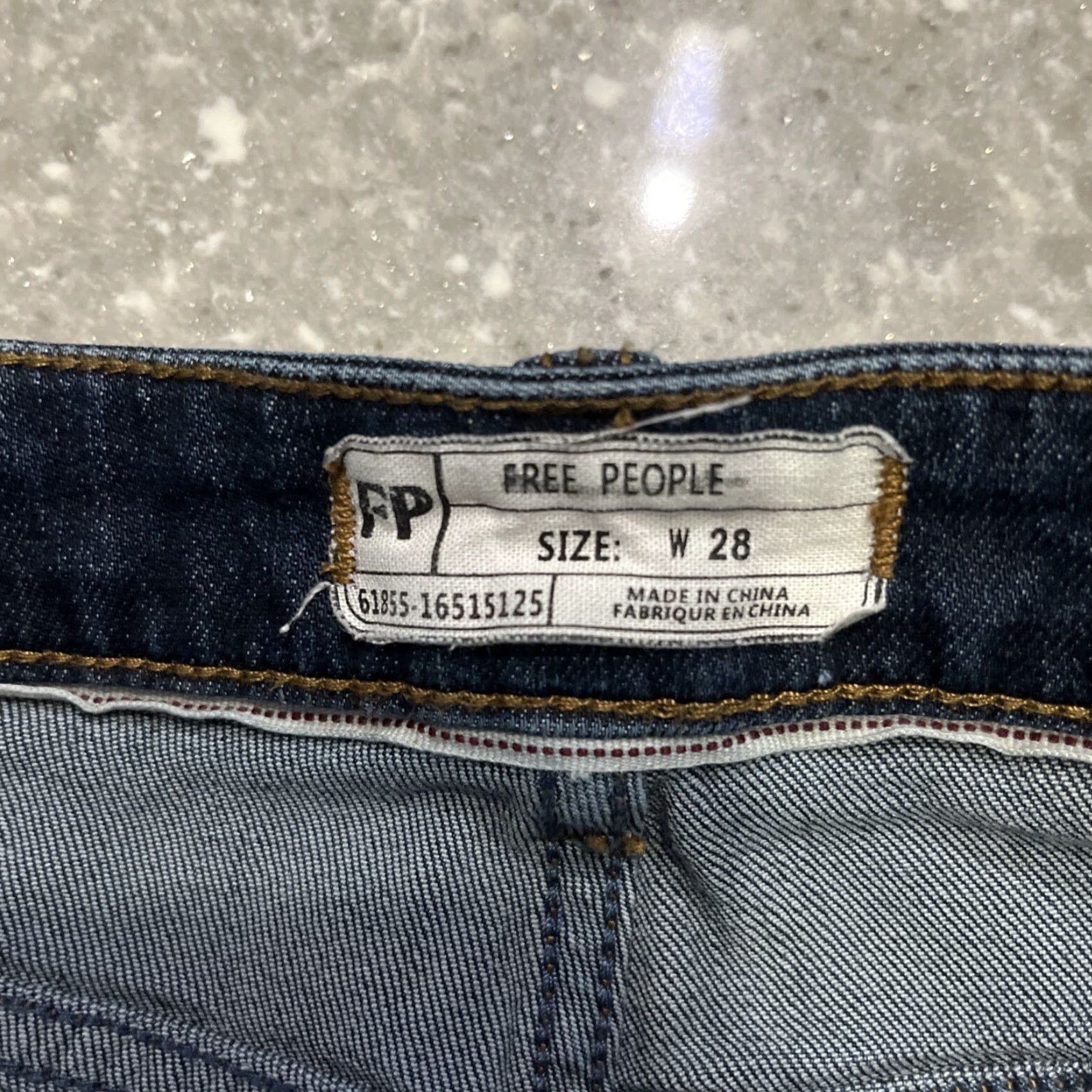 Free People Free People Jeans Women 28 61855-16515125 Medium Preppy Denim Straight High Rise Zip 5-Pocket Womens Jeans Size 28" / US 6 / IT 42 - 2 Thumbnail