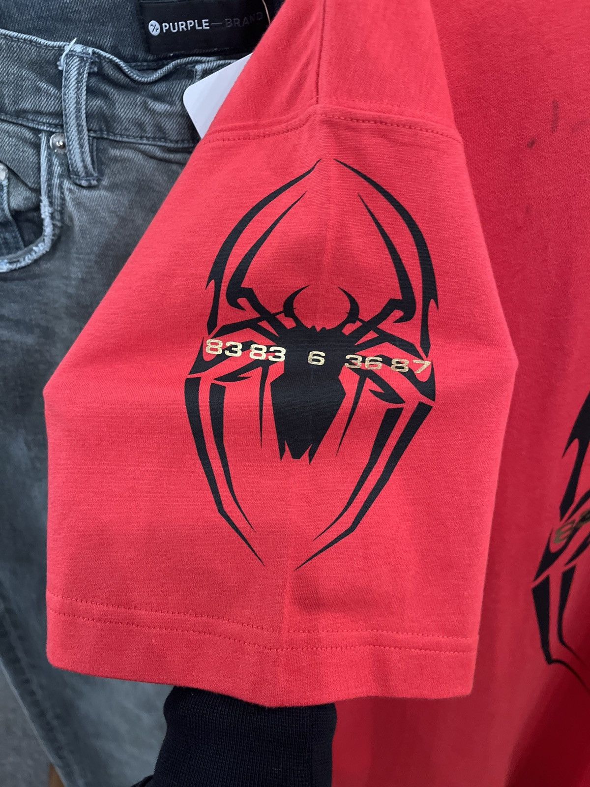 Vetements Brand new vetements tee Size US L / EU 52-54 / 3 - 5 Thumbnail