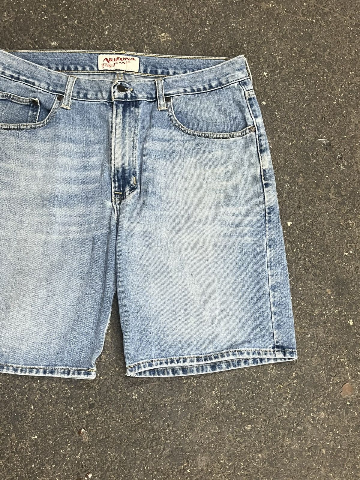 Vintage Jorts baggy fit y2k lightwash skater hype rare hip hop Size US 34 / EU 50 - 3 Thumbnail