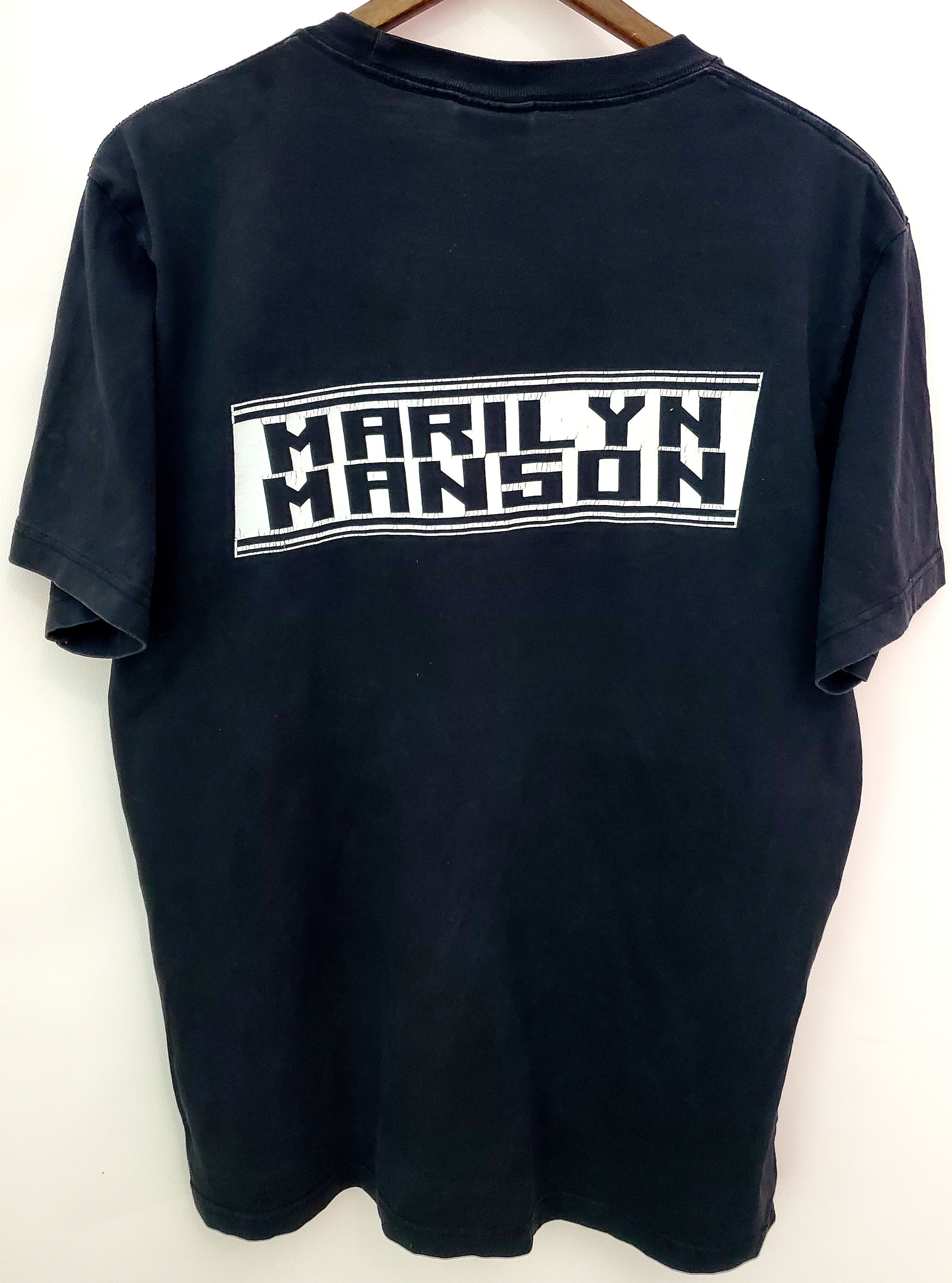 Band Tees × Marilyn Manson × Vintage Vintage Marilyn Manson Eat Me Drink Me Tshirt size Xl Size US XL / EU 56 / 4 - 2 Thumbnail