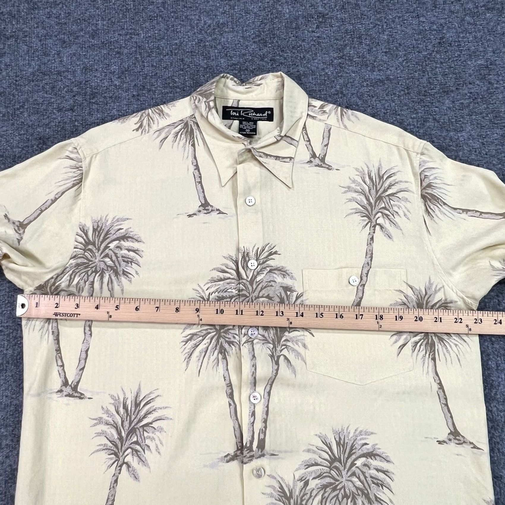Tori Richard Tori Richard Hawaiian Shirt Mens M 100% Silk Palm Trees All Over Print Button-Up Collared Short Sleeve Yellow Present Day Shipping Free Returns Size US M / EU 48-50 / 2 - 3 Thumbnail