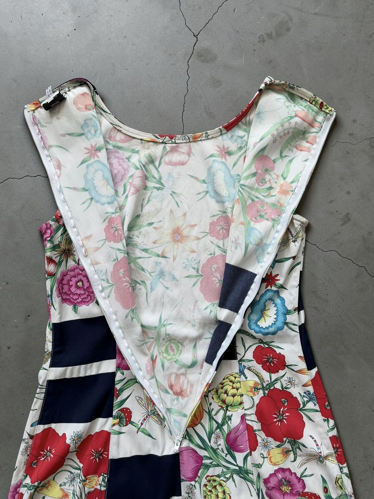 Moschino Vintage 90s Moschino Jeans mid lenght floral dress Size M / US 6-8 / IT 42-44 - 6 Thumbnail