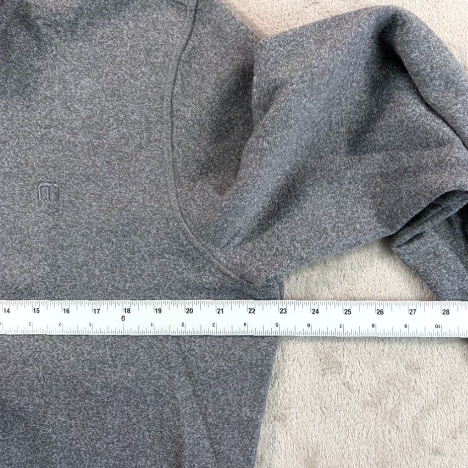 TravisMathew Travis Mathew Henley Sweater in Heather Grey Men Large Top Golf Logo NWOT Size US L / EU 52-54 / 3 - 7 Thumbnail