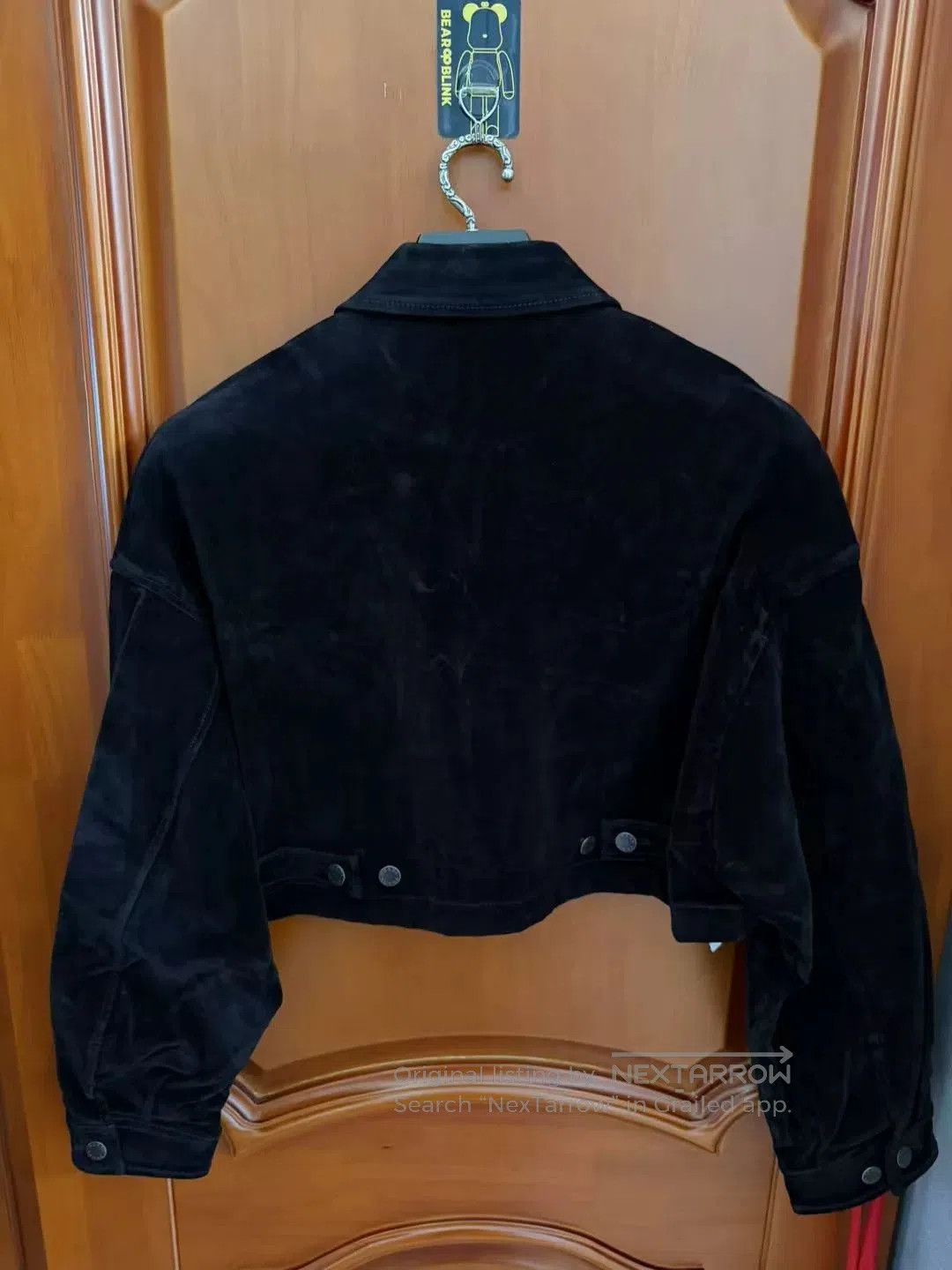 Prada black velvet cropped jacket by Prada. Size M / US 6-8 / IT 42-44 - 2 Thumbnail