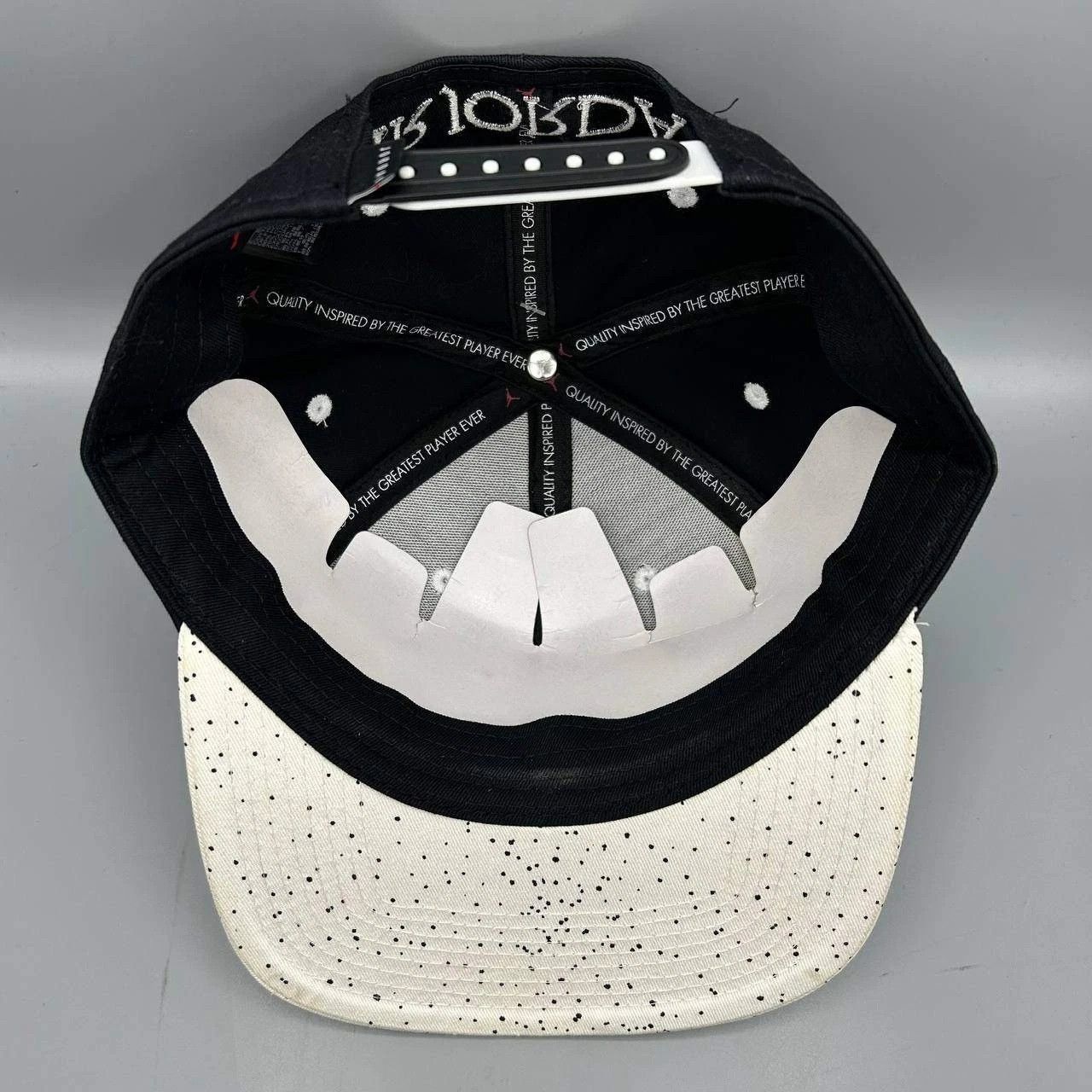 Jordan Brand Air Jordan Pro Hat Men Black White Nike Air Snap Back Cap Size ONE SIZE - 2 Thumbnail