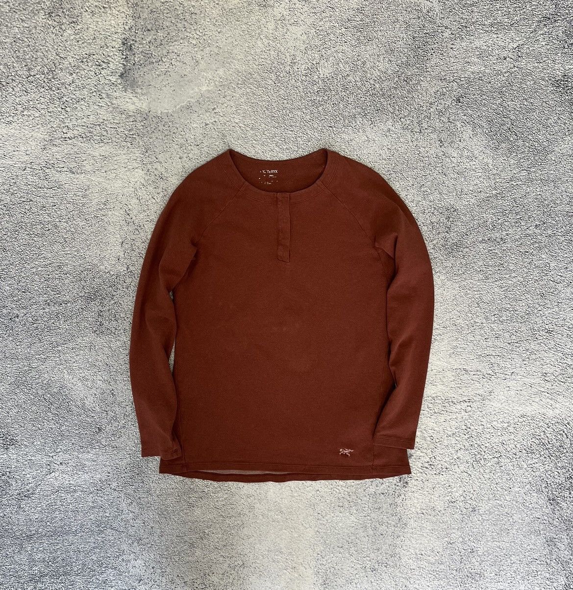 Arc'teryx Arcteryx Women Long Sleeve Sirrus Ls Henley Size S / US 4 / IT 40 - 3 Thumbnail