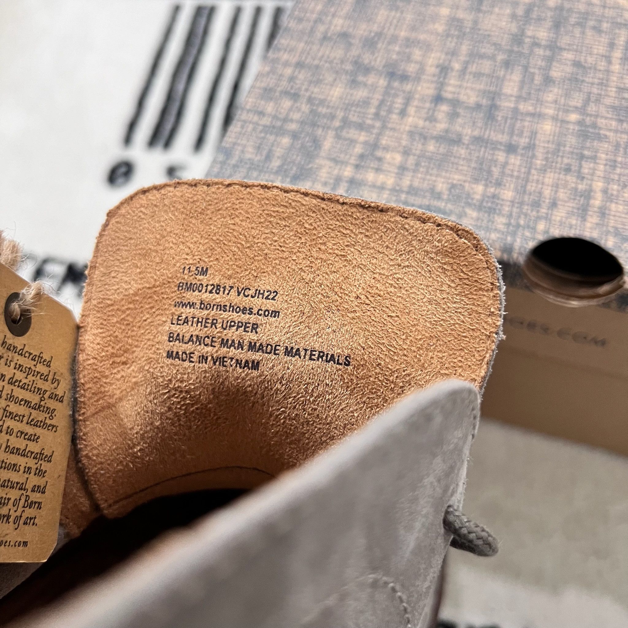 Born Børn Seth Suede Chukka Boot Taupe Suede Ankle Boots Size US 11.5 / EU 44-45 - 9 Thumbnail