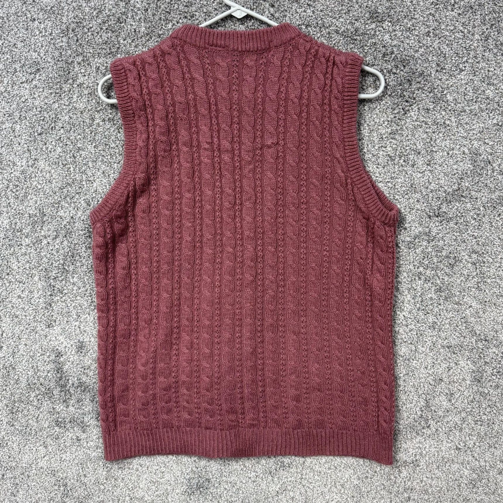 Vintage Northern Isles Vest Women L Pink Cable Knit Pockets V-Neck Sleeveless Sweater Knit 100% Acrylic Winter - Note: remove extra spaces and punctuation. Size L / US 10 / IT 46 - 7 Thumbnail