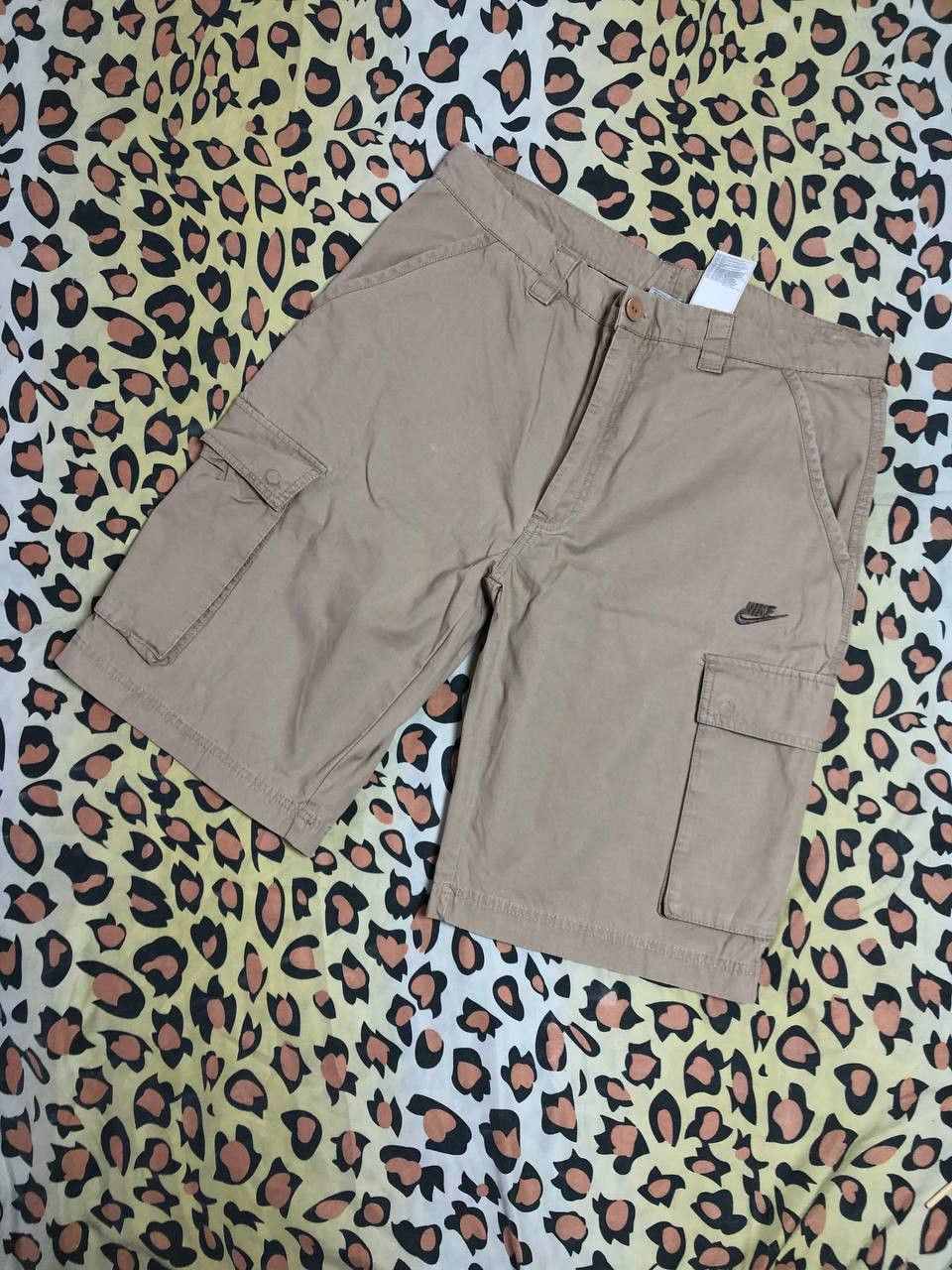 Nike × Vintage Vintage Shorts Cargo Nike 90s Military Multi Pocket Drill Size US 34 / EU 50 - 1 Thumbnail