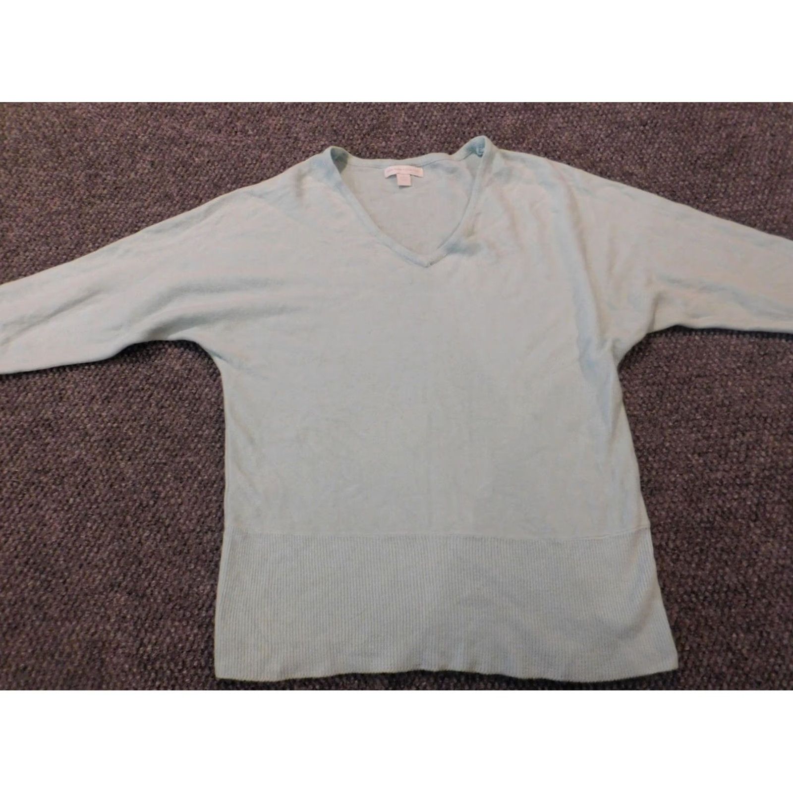 Vintage New York and Company Womens Sweater S Blue V-neck Pullover Balloon Sleeve Knit Acrylic Button Regular Pullover Modern 90s? Size S / US 4 / IT 40 - 2 Thumbnail