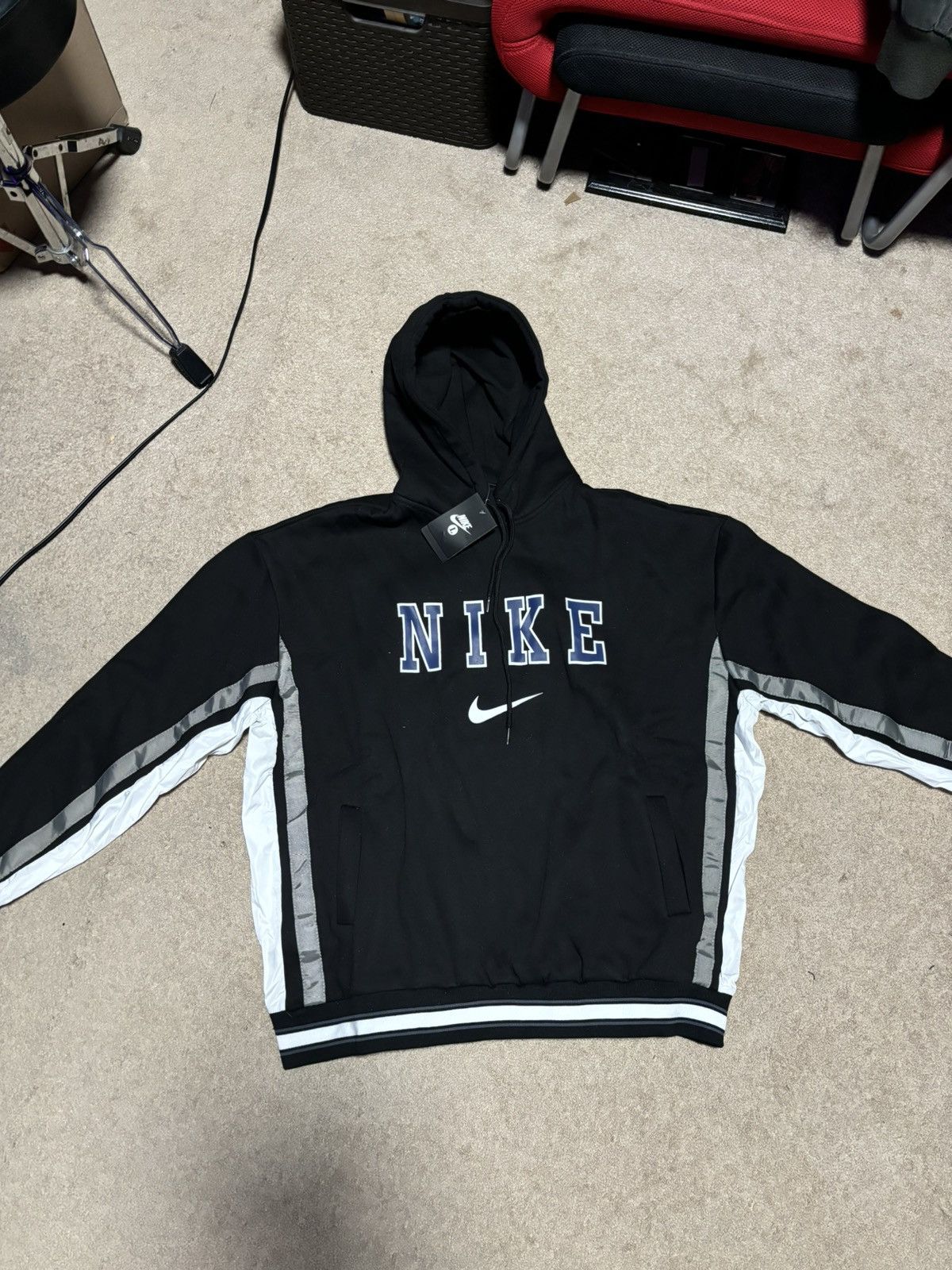 Nike × Vintage Vintage Nike Hoodie Size US L / EU 52-54 / 3 - 1 Thumbnail