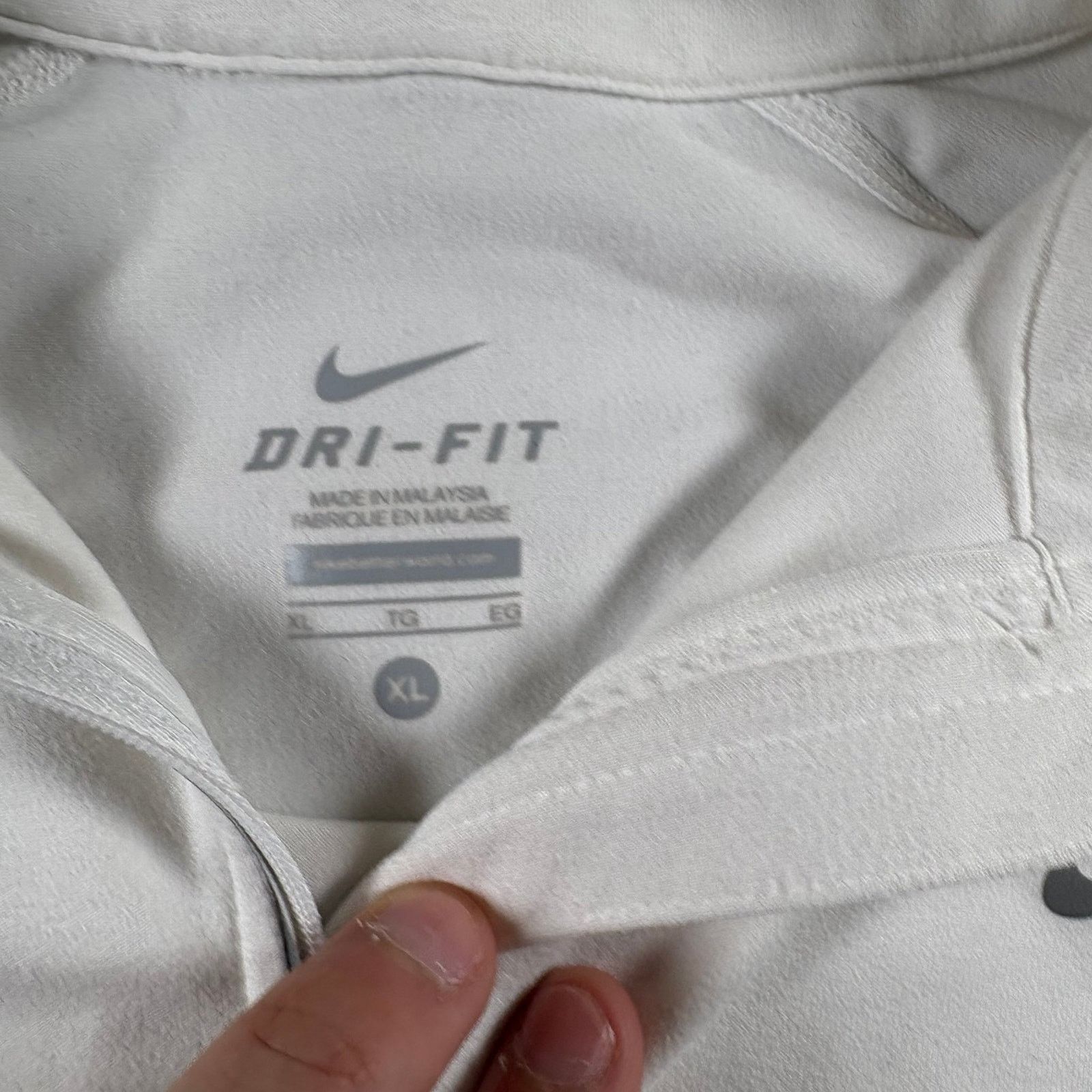 Nike Nike half zip Size XL / US 12-14 / IT 48-50 - 2 Thumbnail